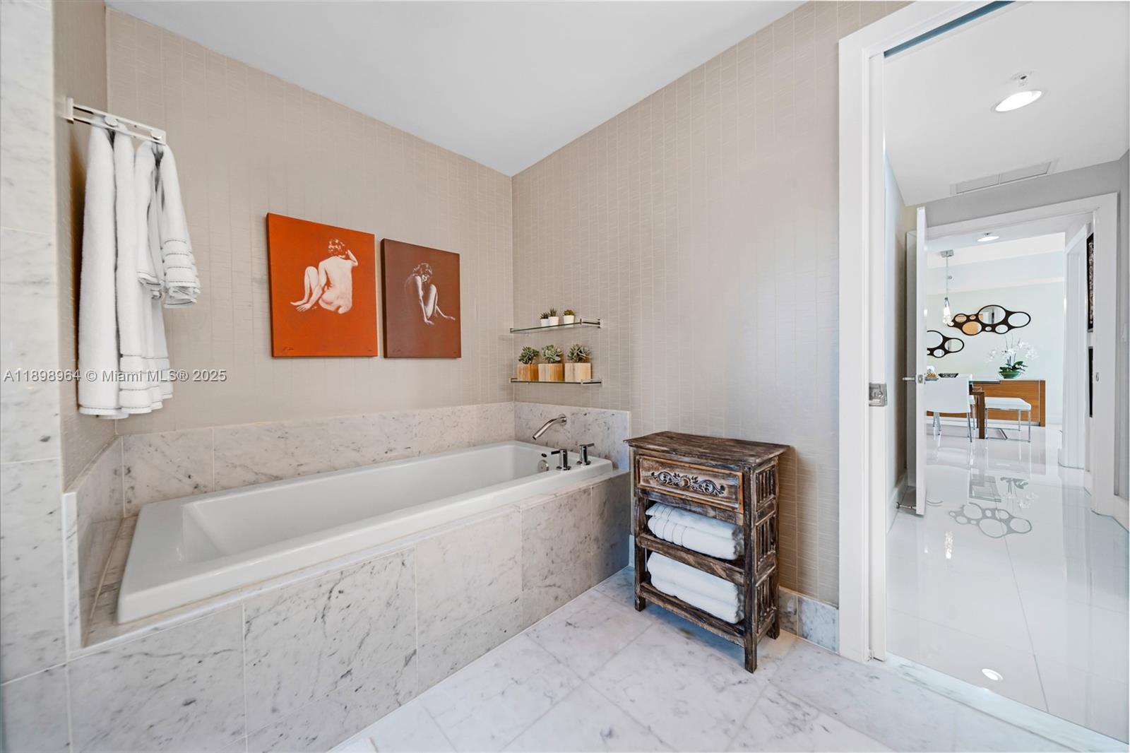 VIZCAYNE SOUTH CONDO - Residential Lease