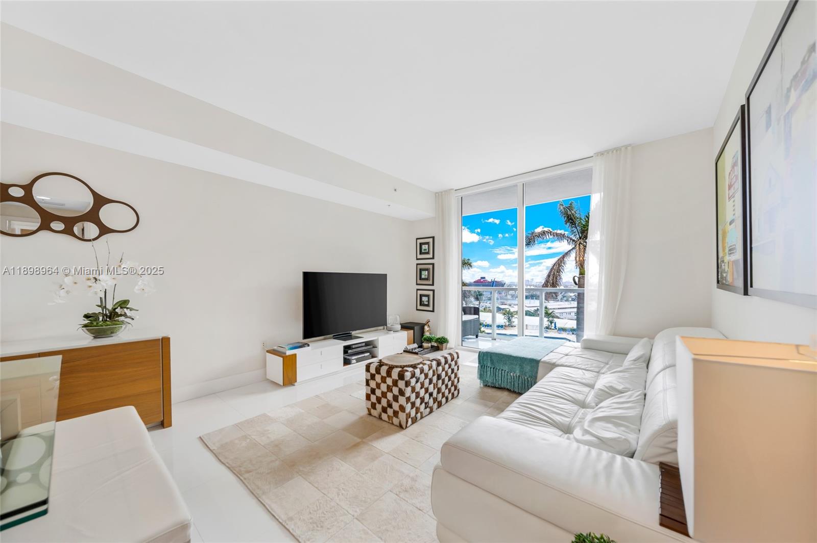 VIZCAYNE SOUTH CONDO - Residential Lease