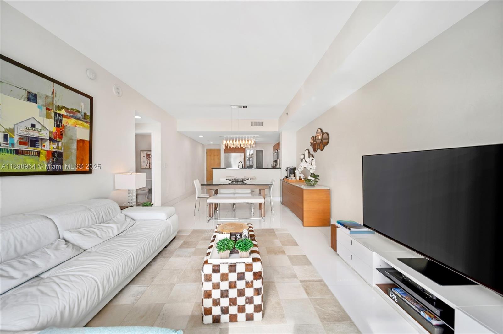 VIZCAYNE SOUTH CONDO - Residential Lease