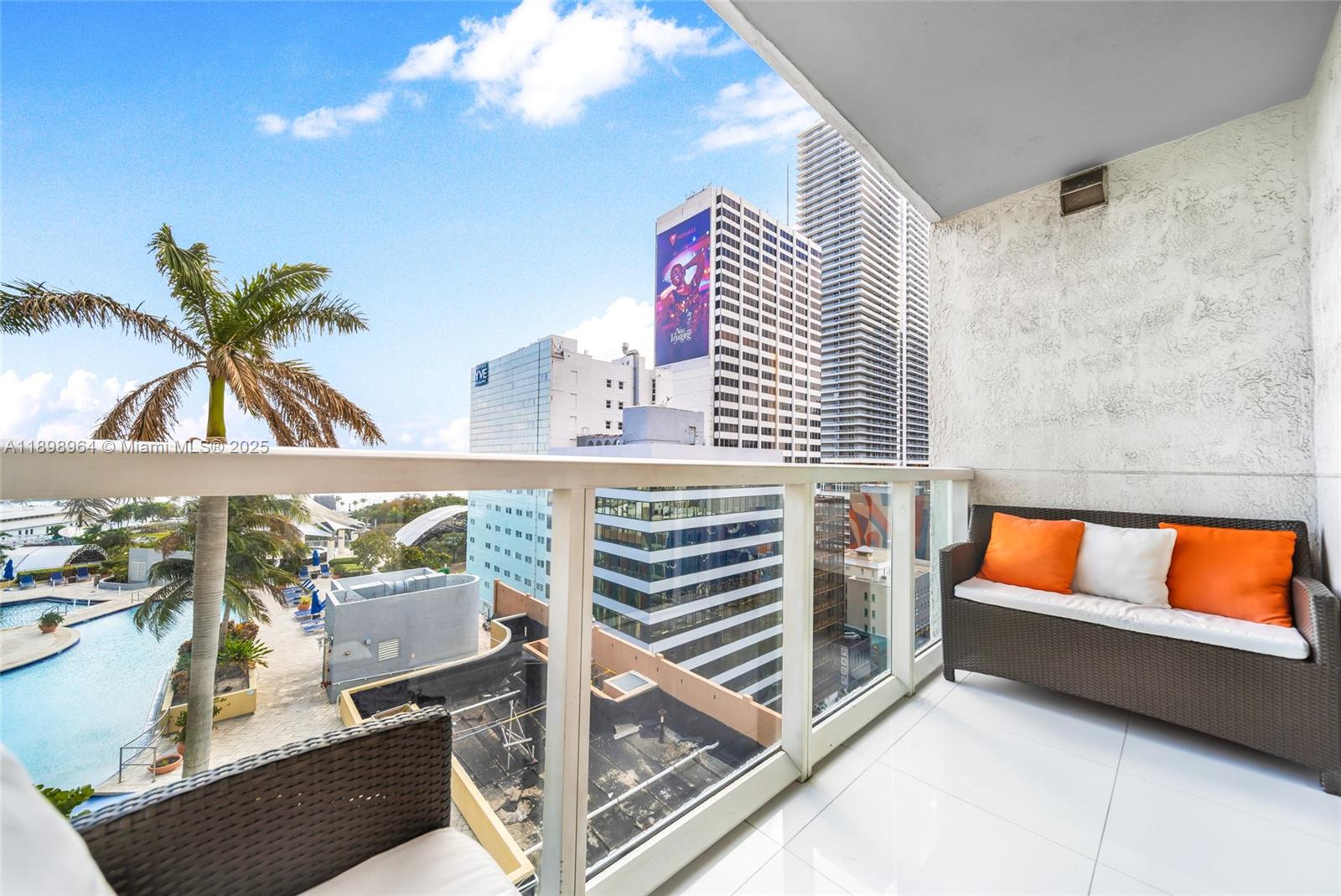 VIZCAYNE SOUTH CONDO - Residential Lease