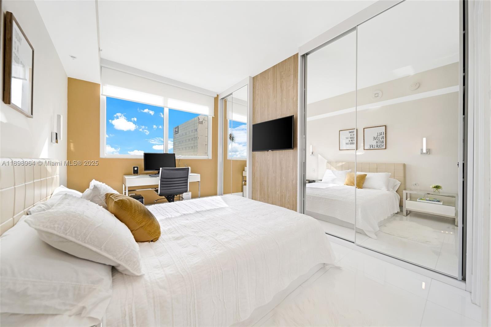 VIZCAYNE SOUTH CONDO - Residential Lease