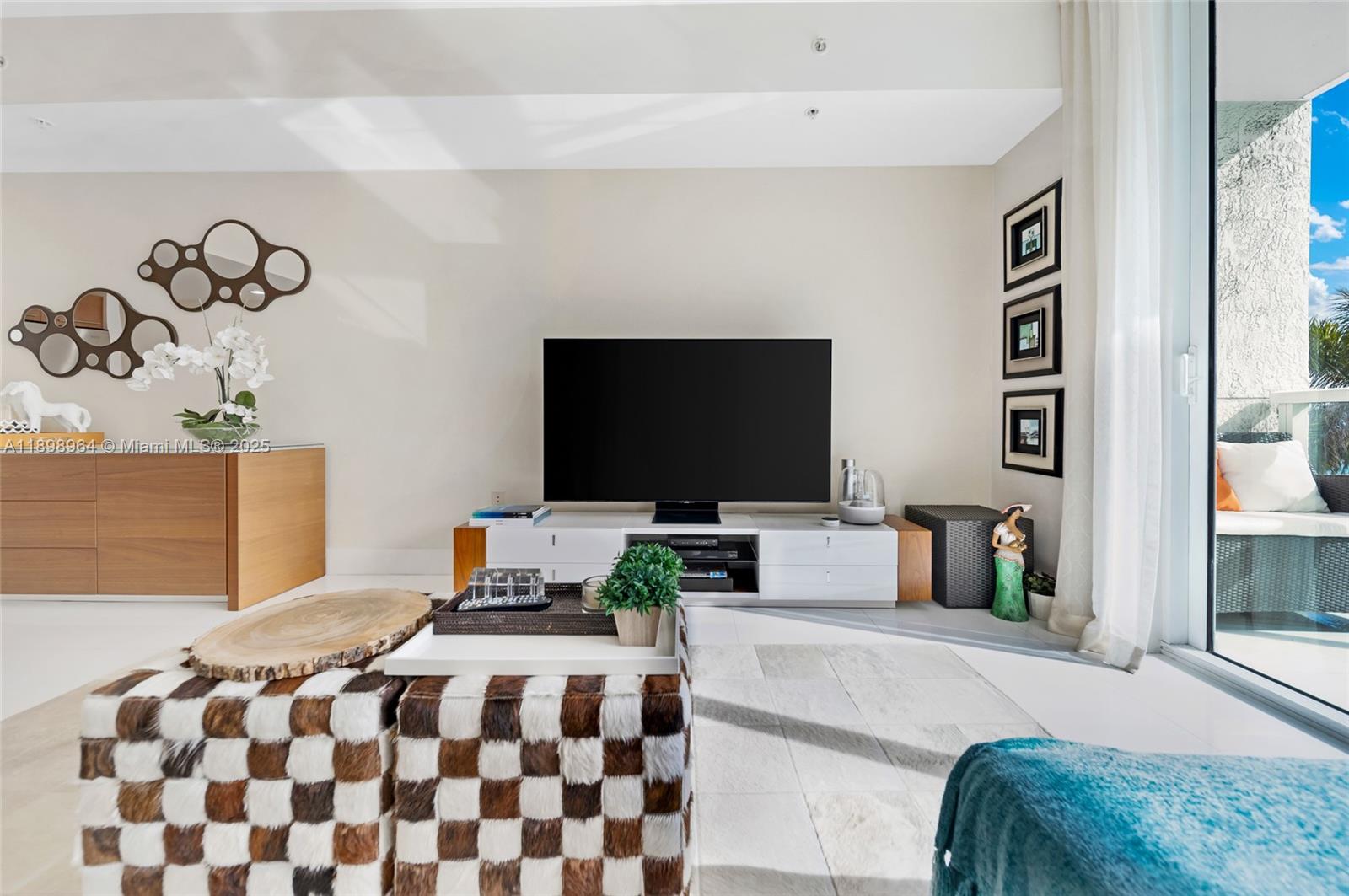 VIZCAYNE SOUTH CONDO - Residential Lease