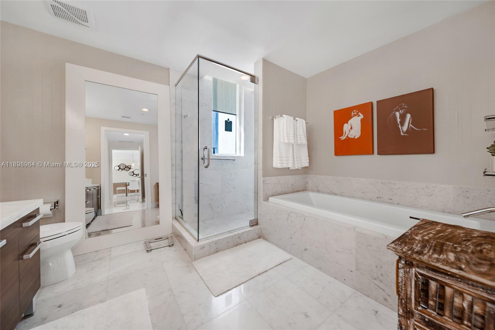 VIZCAYNE SOUTH CONDO - Residential Lease