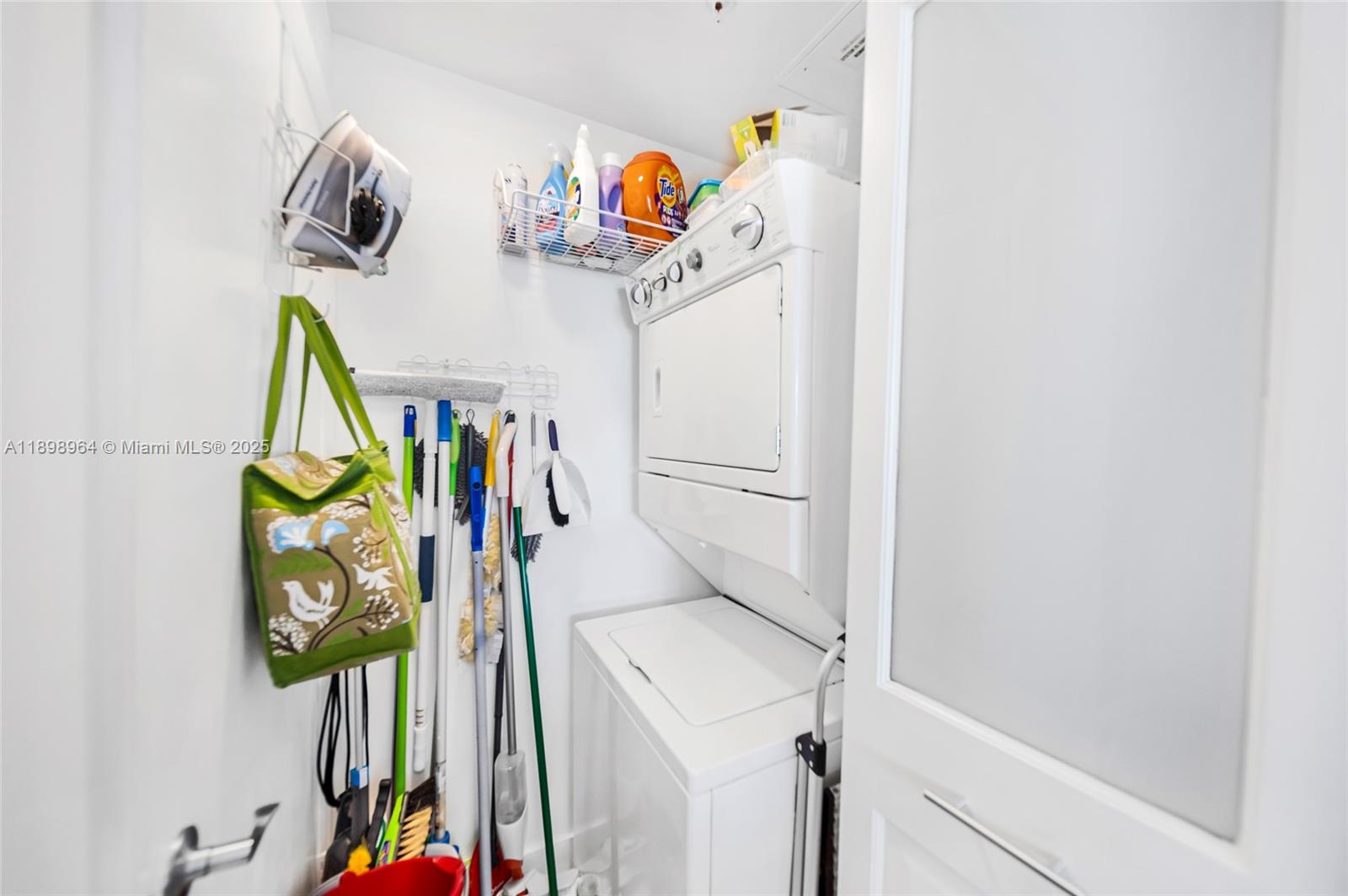 VIZCAYNE SOUTH CONDO - Residential Lease