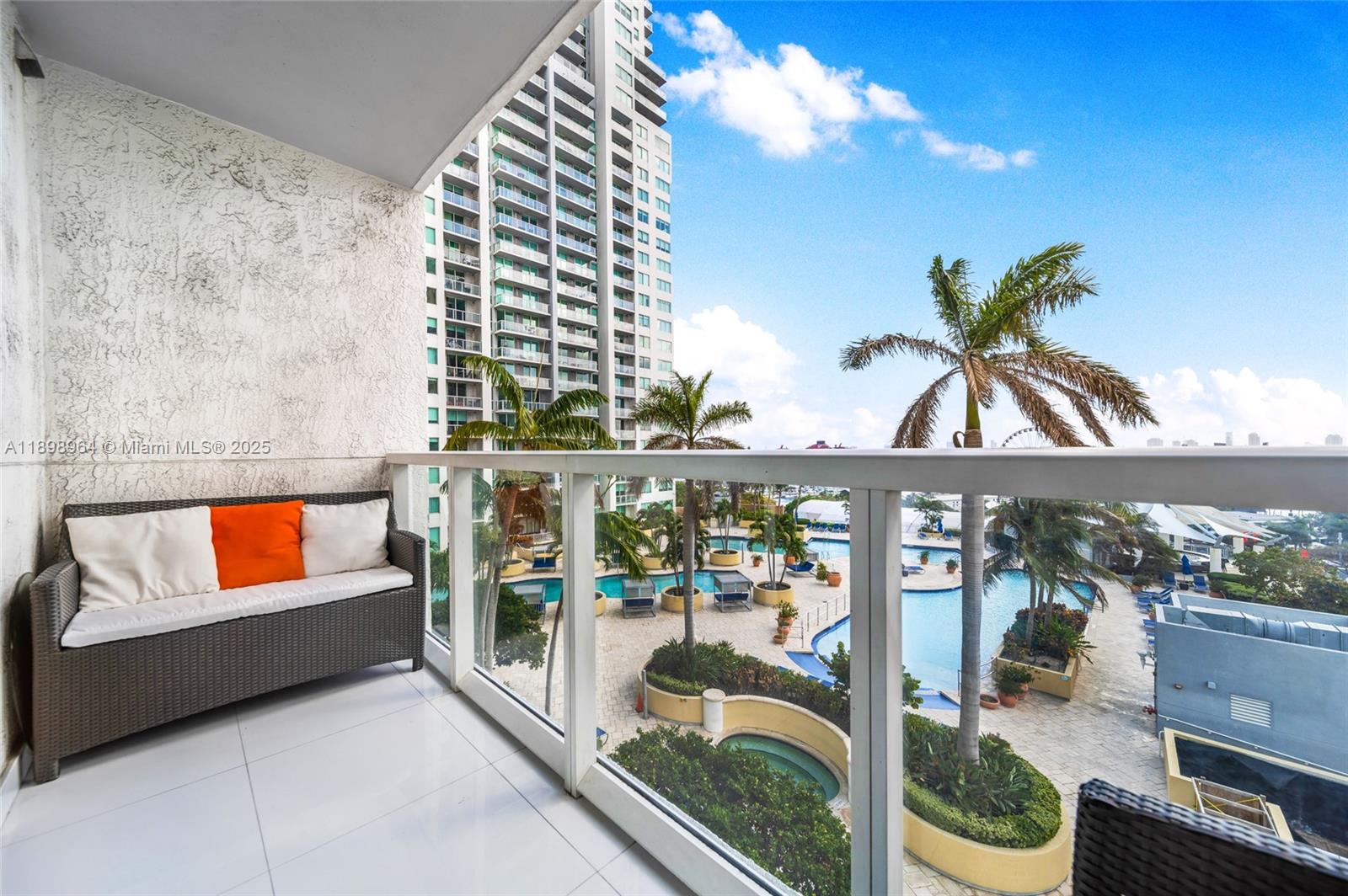 VIZCAYNE SOUTH CONDO - Residential Lease