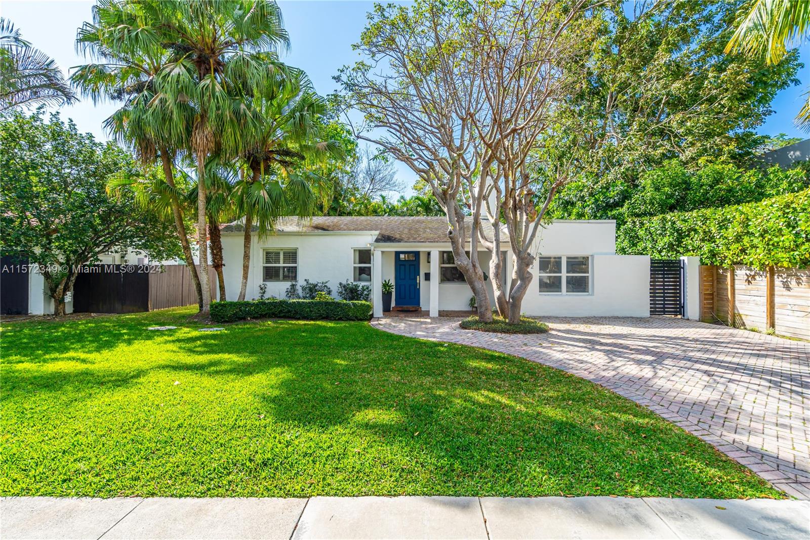 Rental Property at 4072 Park Ave, Miami, Broward County, Florida - Bedrooms: 3 
Bathrooms: 2  - $8,000 MO.