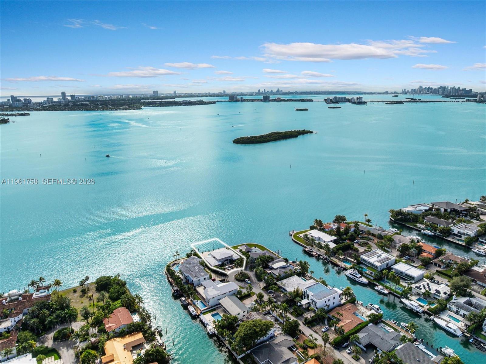 1990 NE 119th Rd, North Miami, FL, 33181/$10,500,000 4 1990 NE 119th Rd
