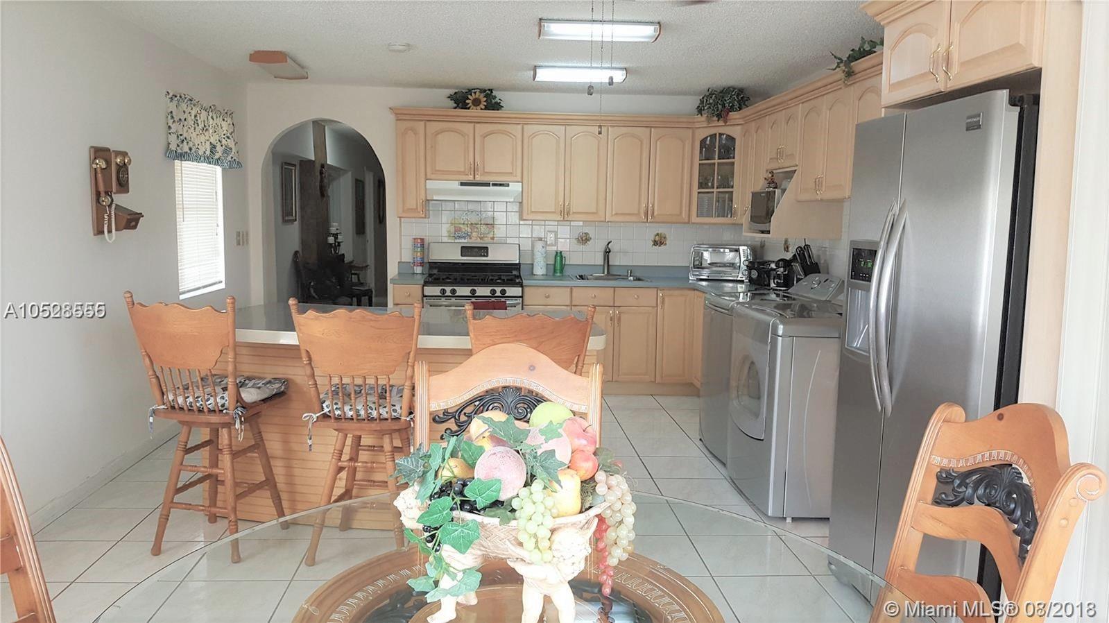 KENMORE VILLAS - Residential Lease