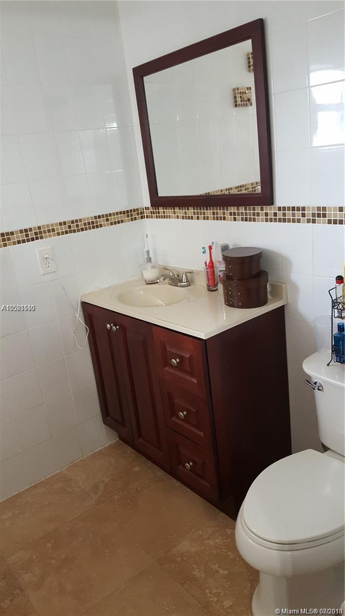 KENMORE VILLAS - Residential Lease