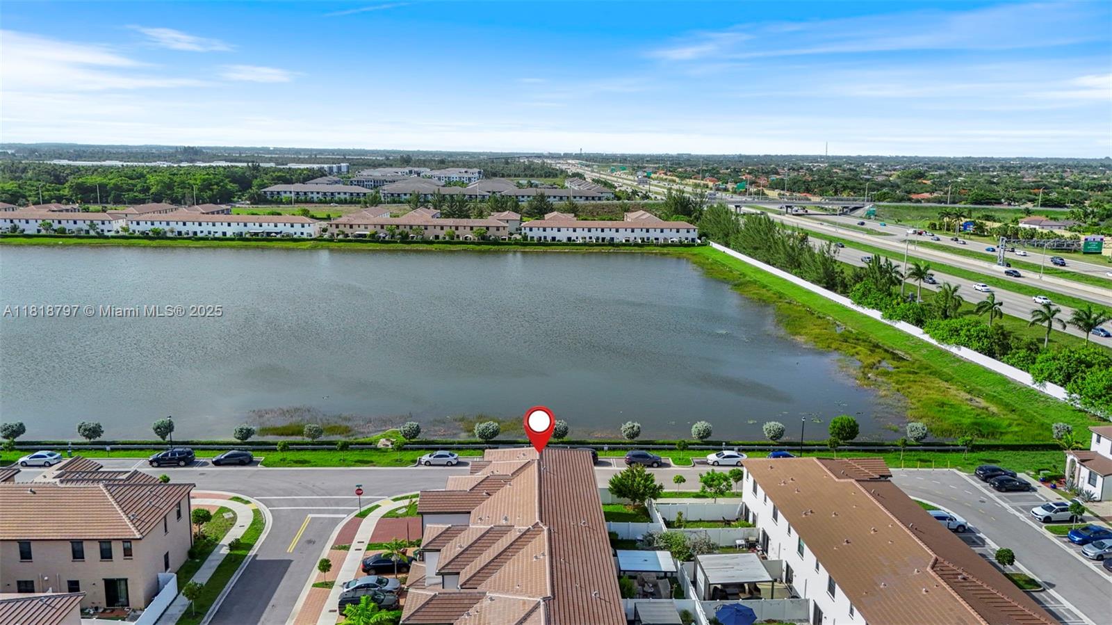 AQUABELLA NORTH REPLAT - Residential Lease