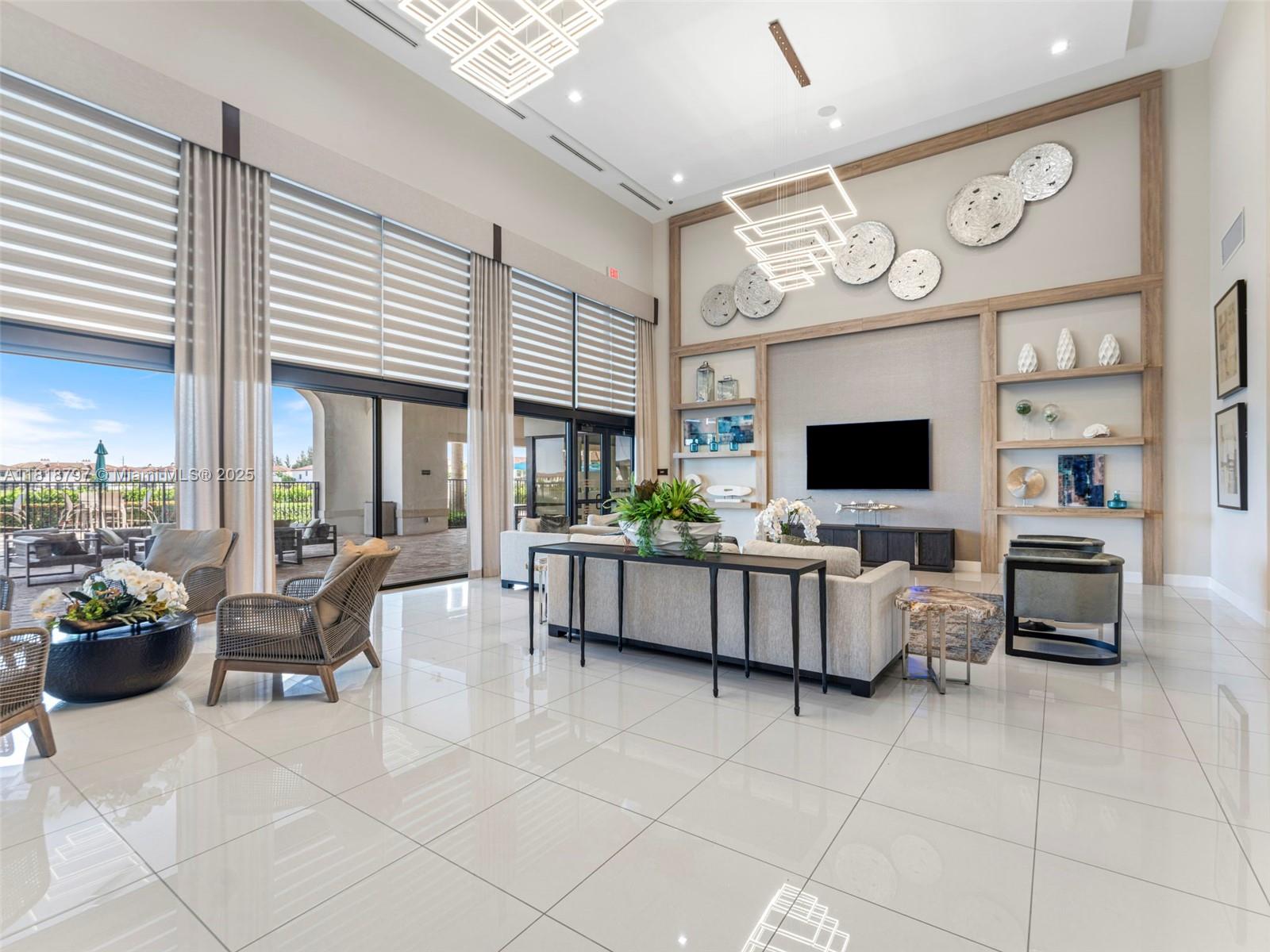 AQUABELLA NORTH REPLAT - Residential Lease