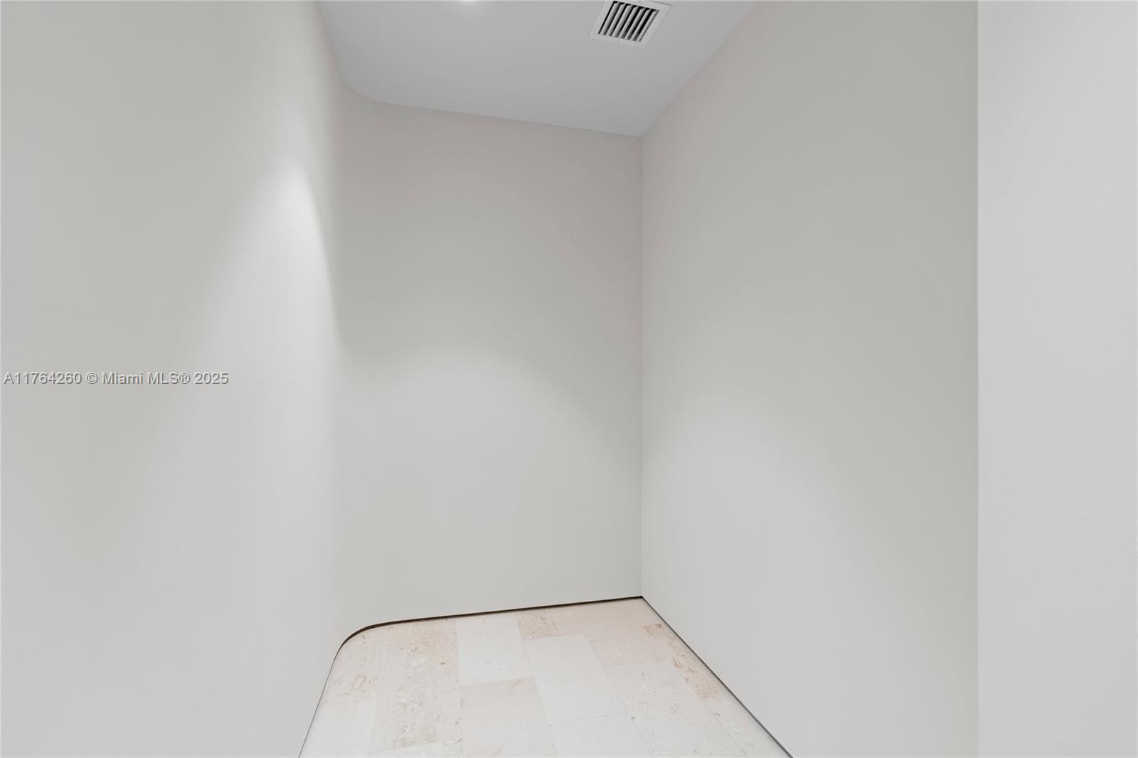 1515 FLAGLER CONDO - Residential Lease