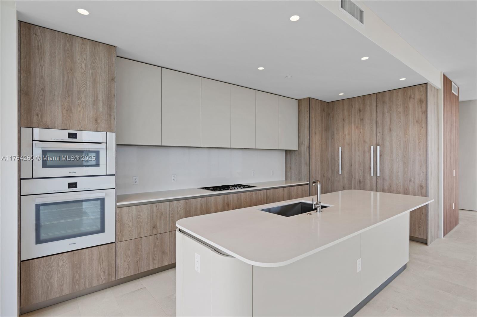 1515 FLAGLER CONDO - Residential Lease
