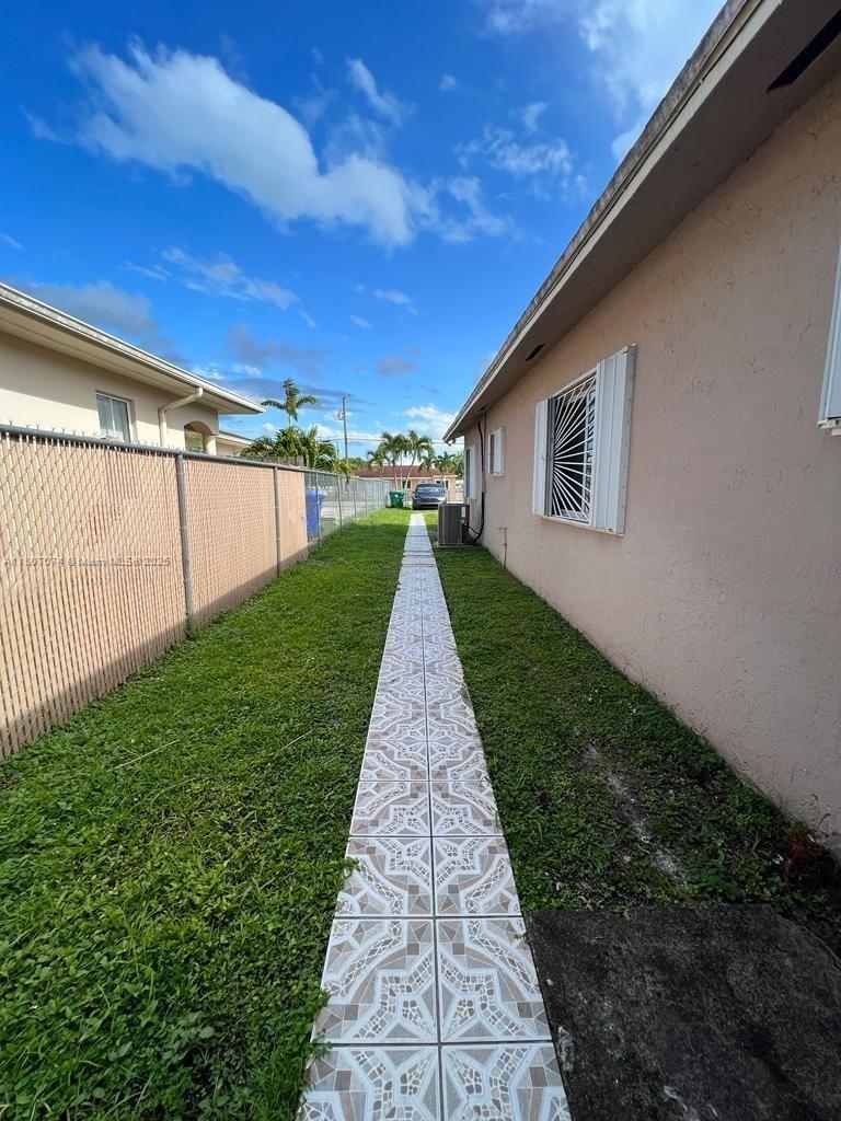 3513 Sw 4th St 2, Miami, Broward County, Florida - 1 Bedrooms  
1 Bathrooms - 
