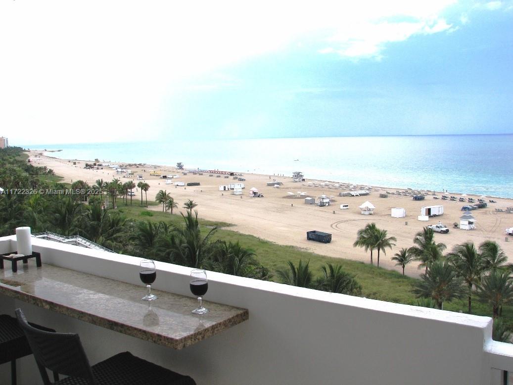 THE DECOPLAGE CONDO - Residential Lease