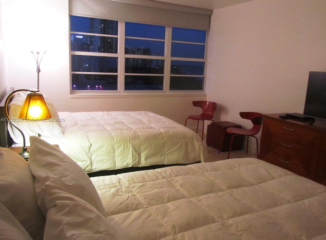 THE DECOPLAGE CONDO - Residential Lease