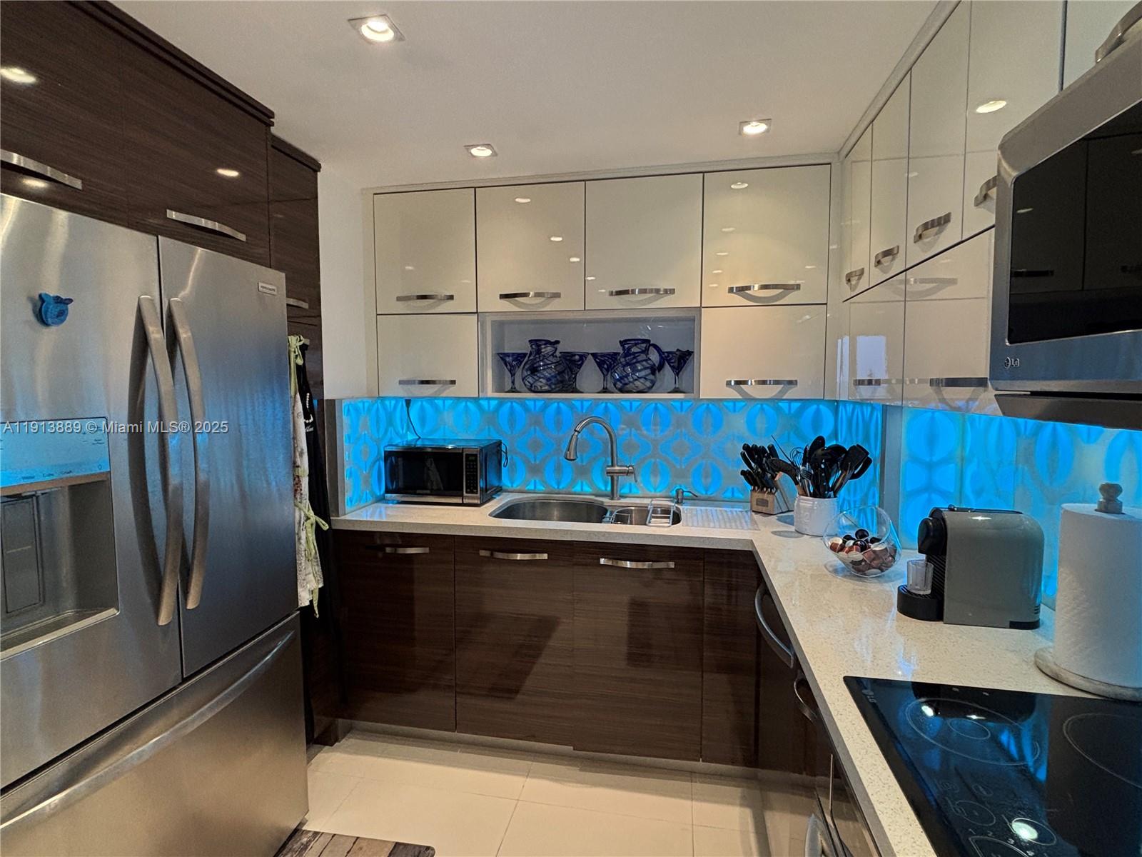 9500 OCEANS CONDO - Residential Lease