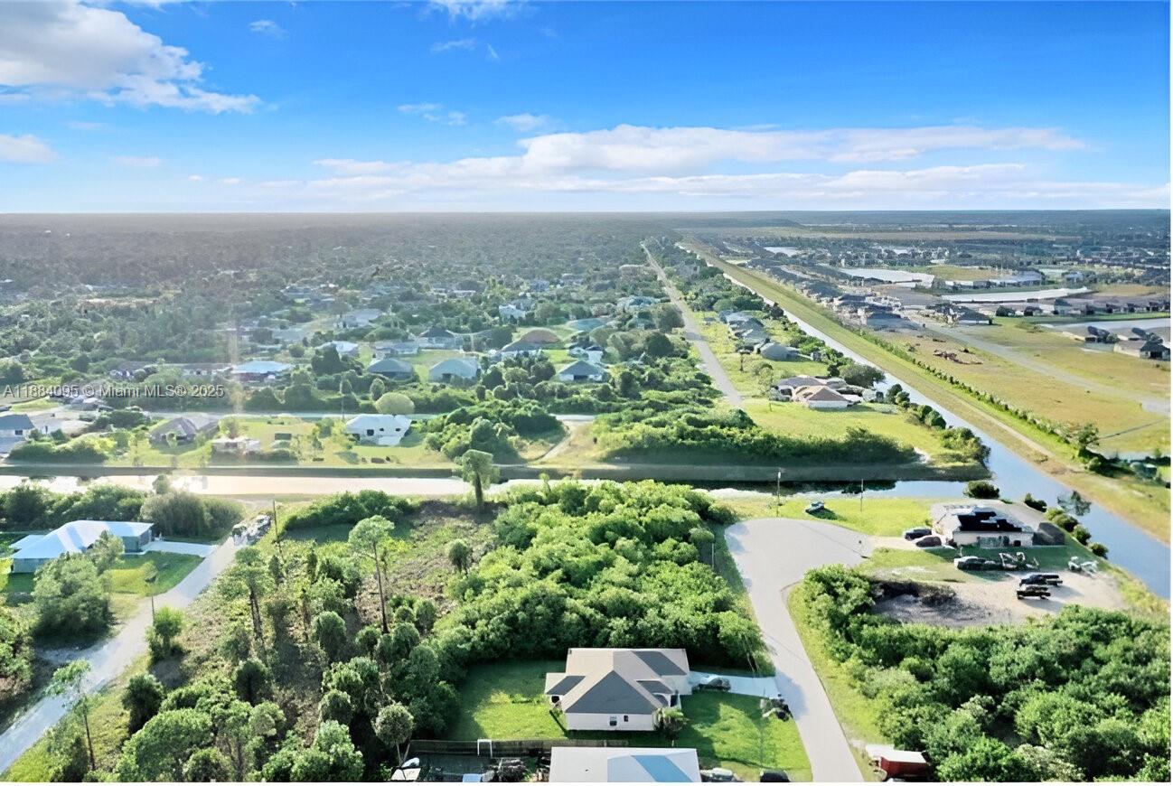 713/715 Hightower Ave S