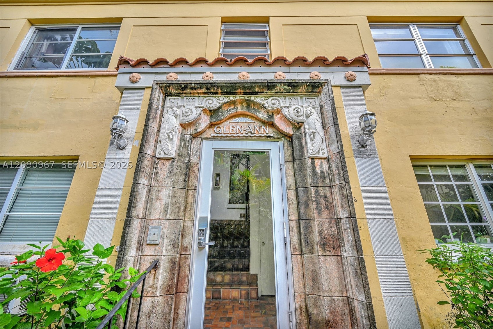 846 Jefferson Ave 8