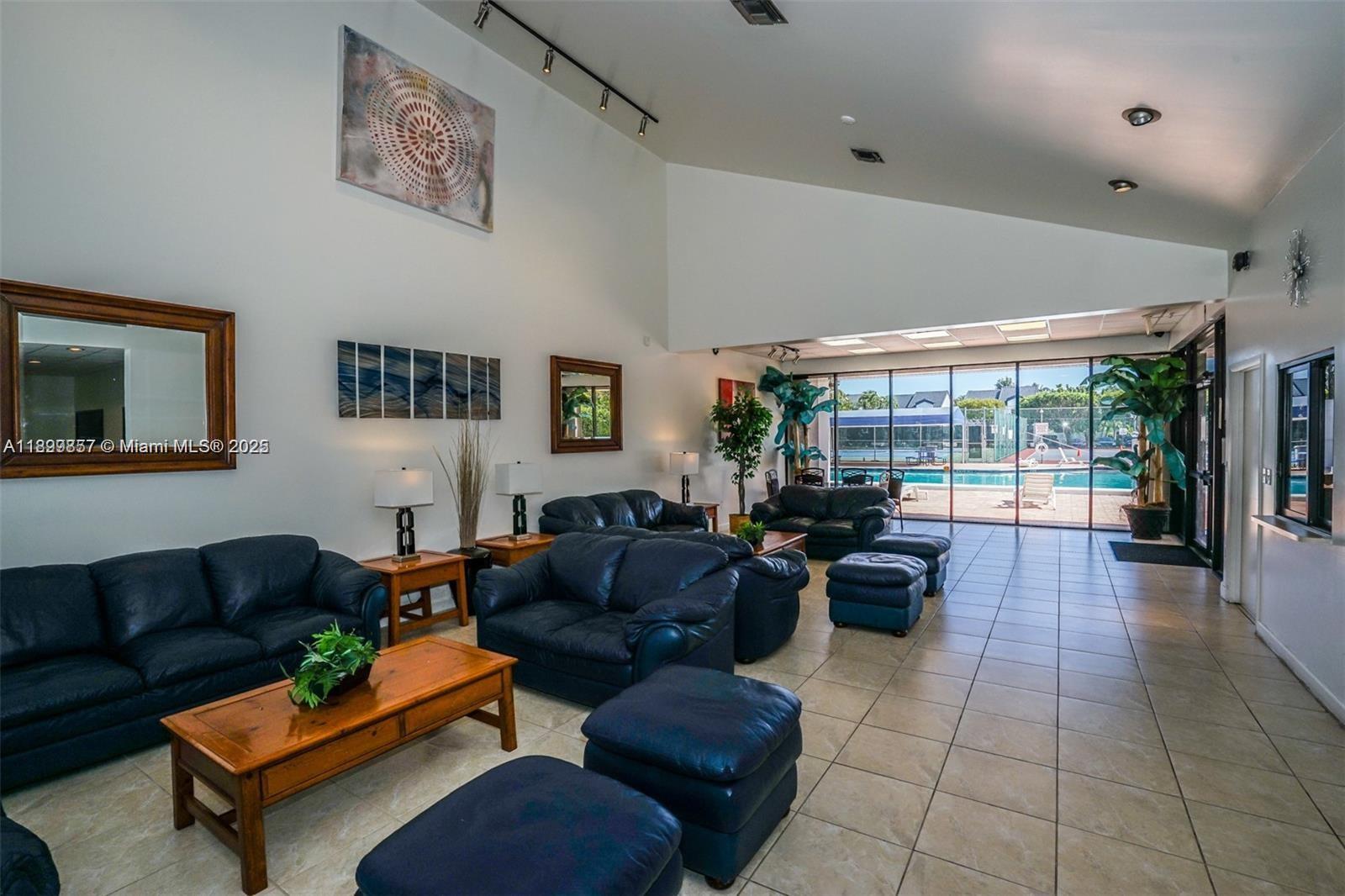 SAN SIMEON HOMES - Residential