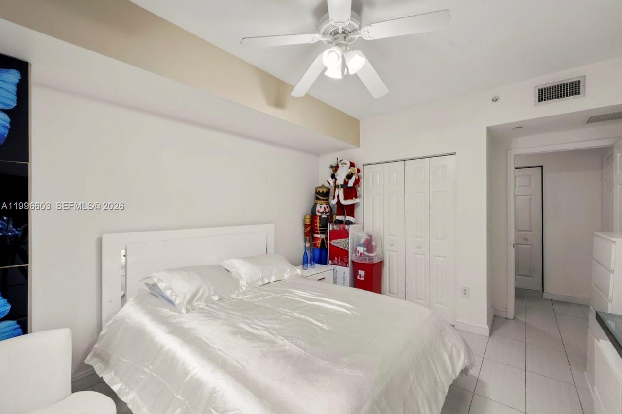 VERANDA CONDO - Residential