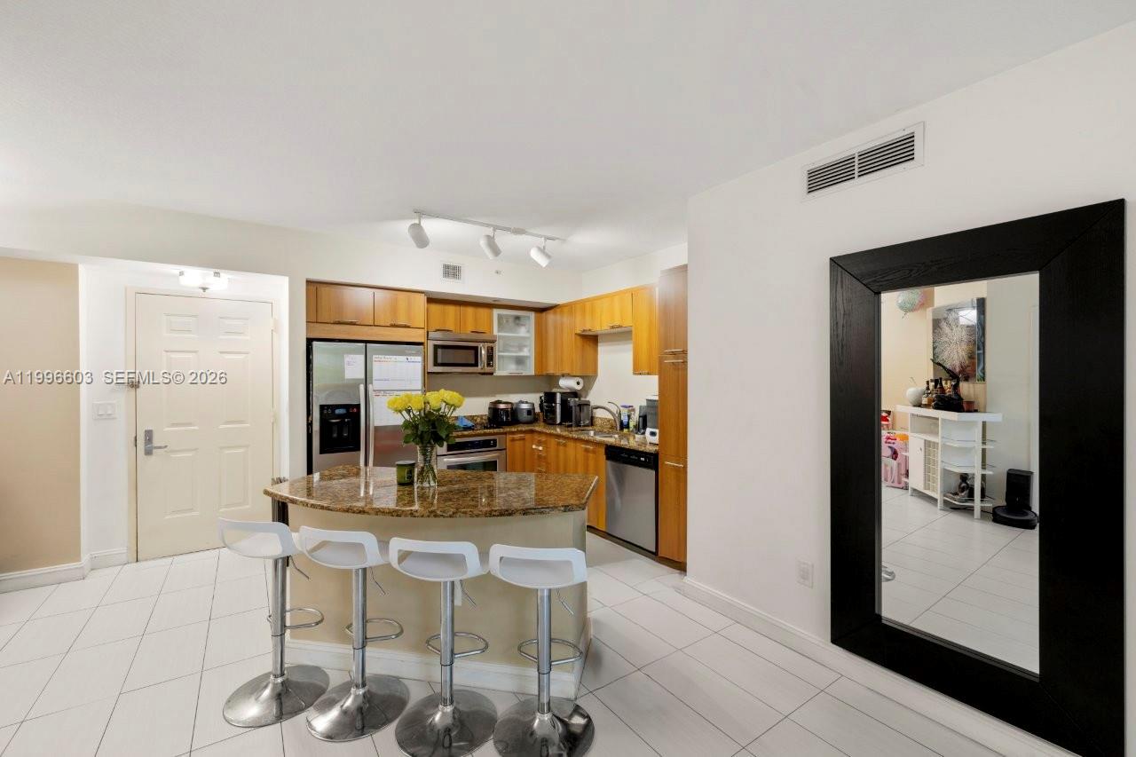 VERANDA CONDO - Residential