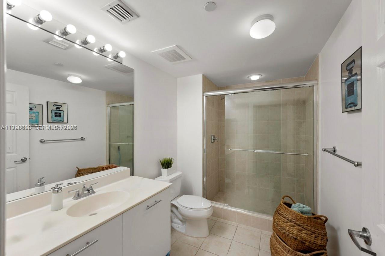 VERANDA CONDO - Residential