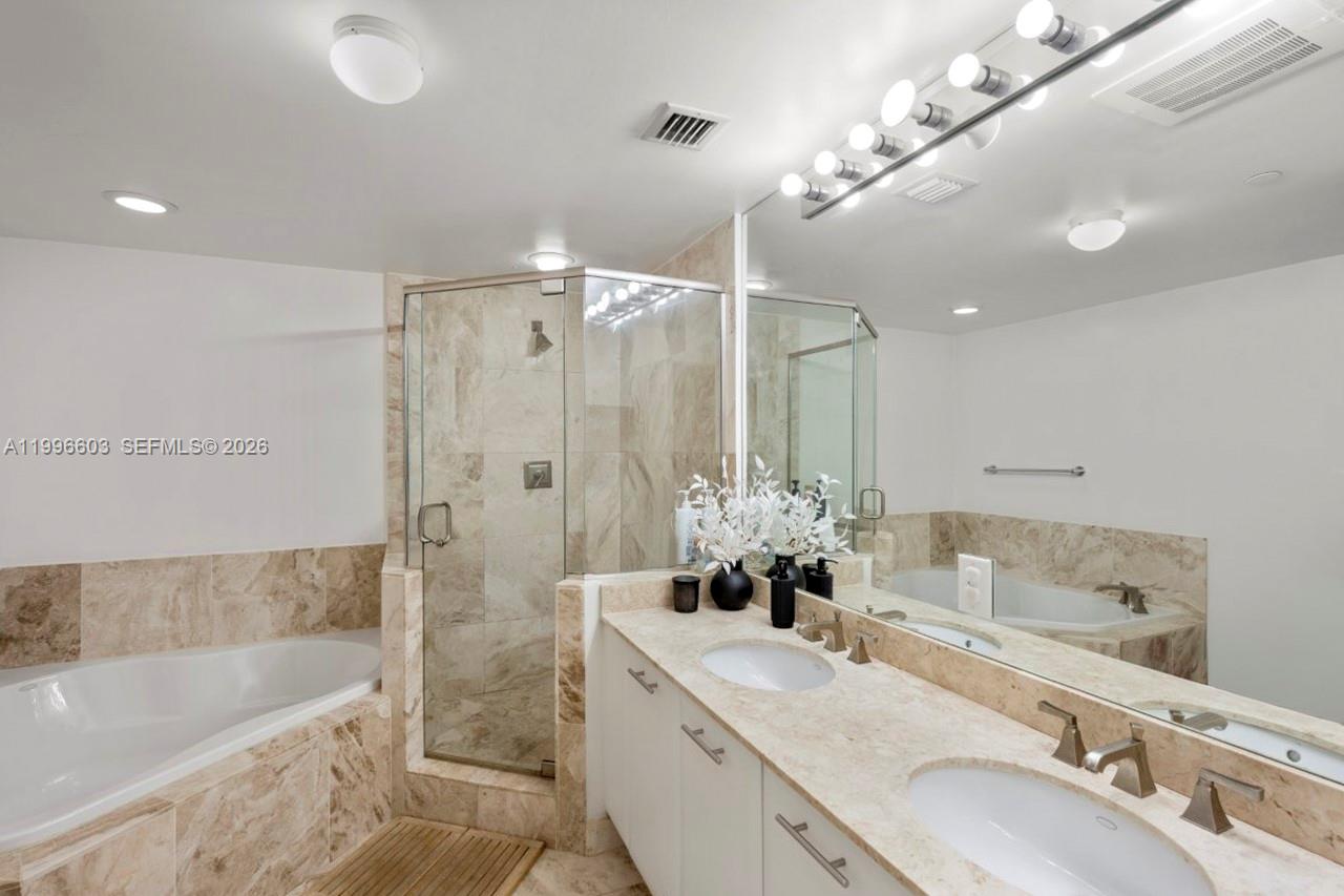 VERANDA CONDO - Residential