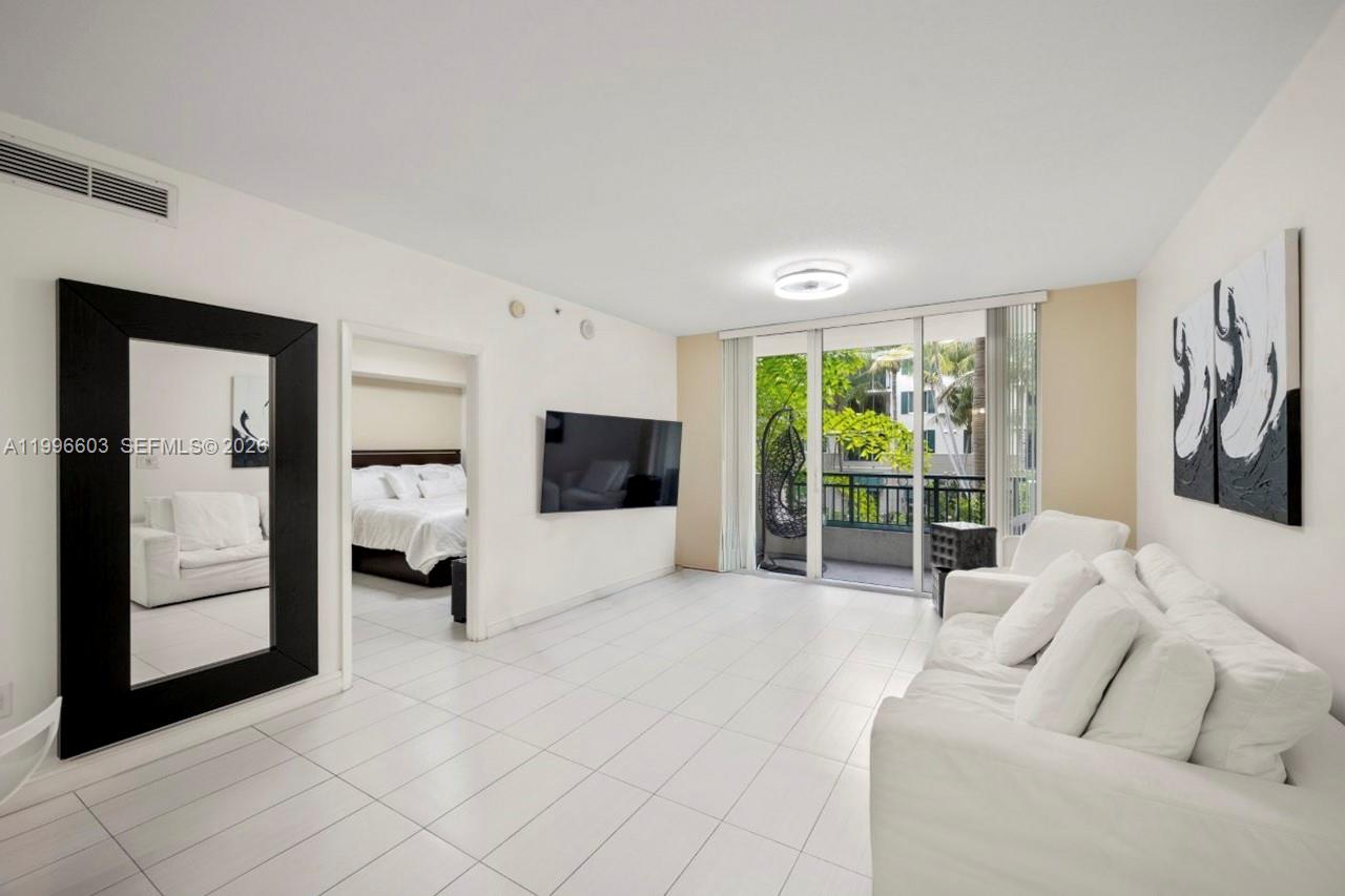 VERANDA CONDO - Residential