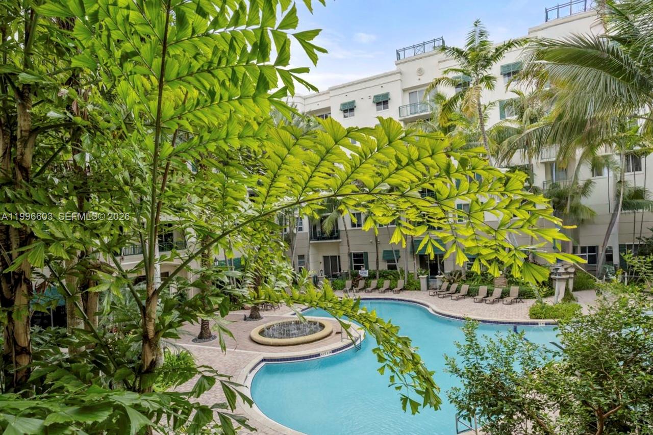 VERANDA CONDO - Residential