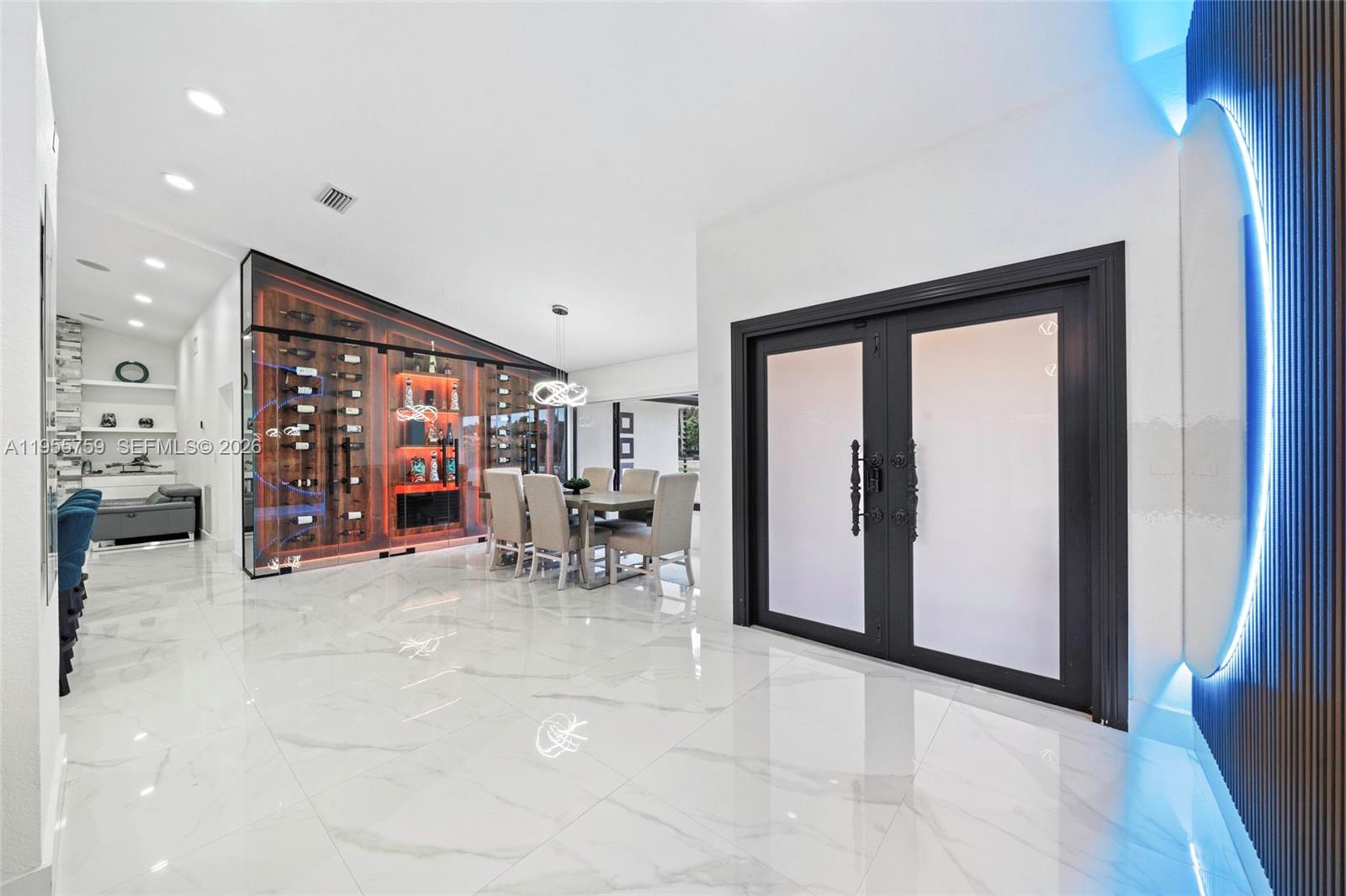 MIRAMAR WEST - Residential