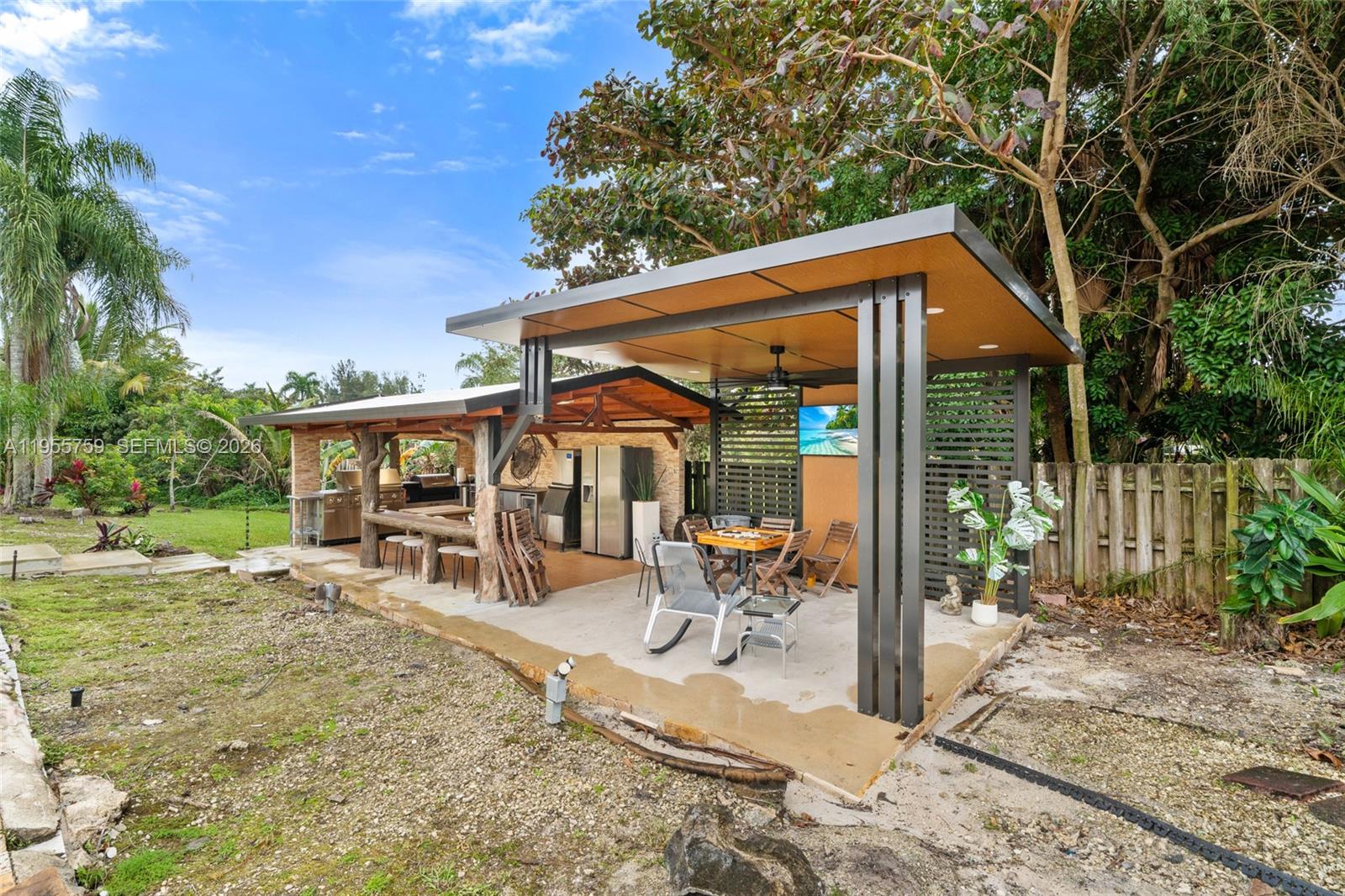 MIRAMAR WEST - Residential