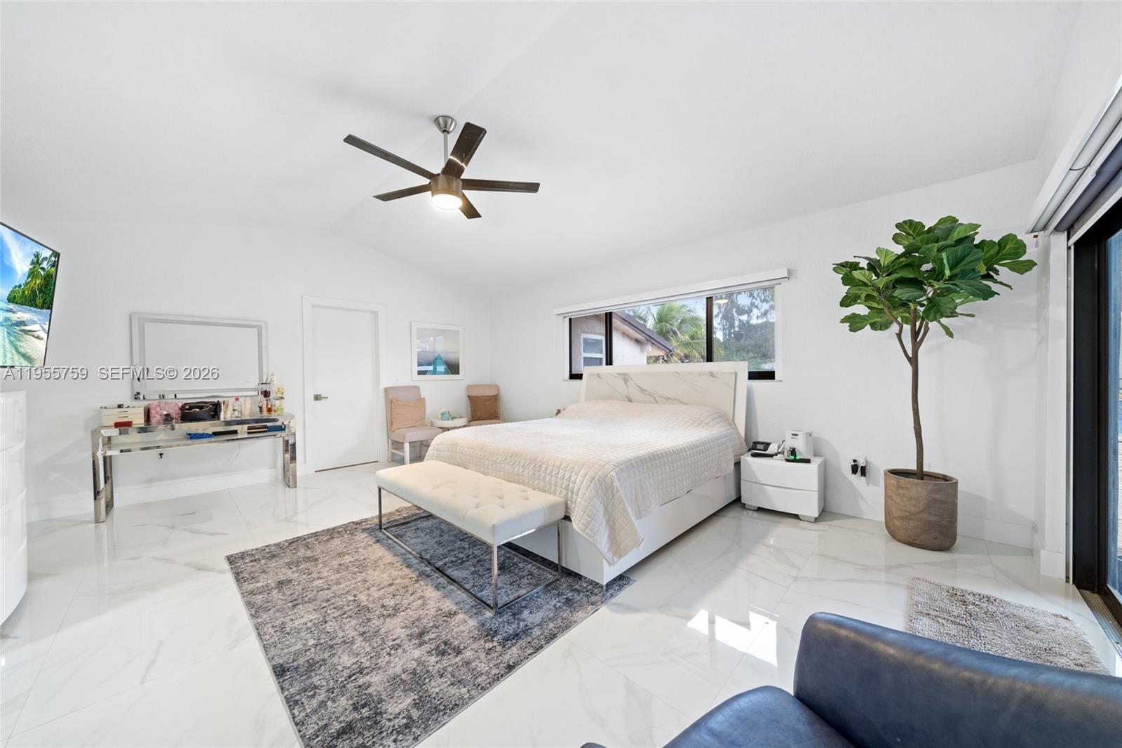 MIRAMAR WEST - Residential