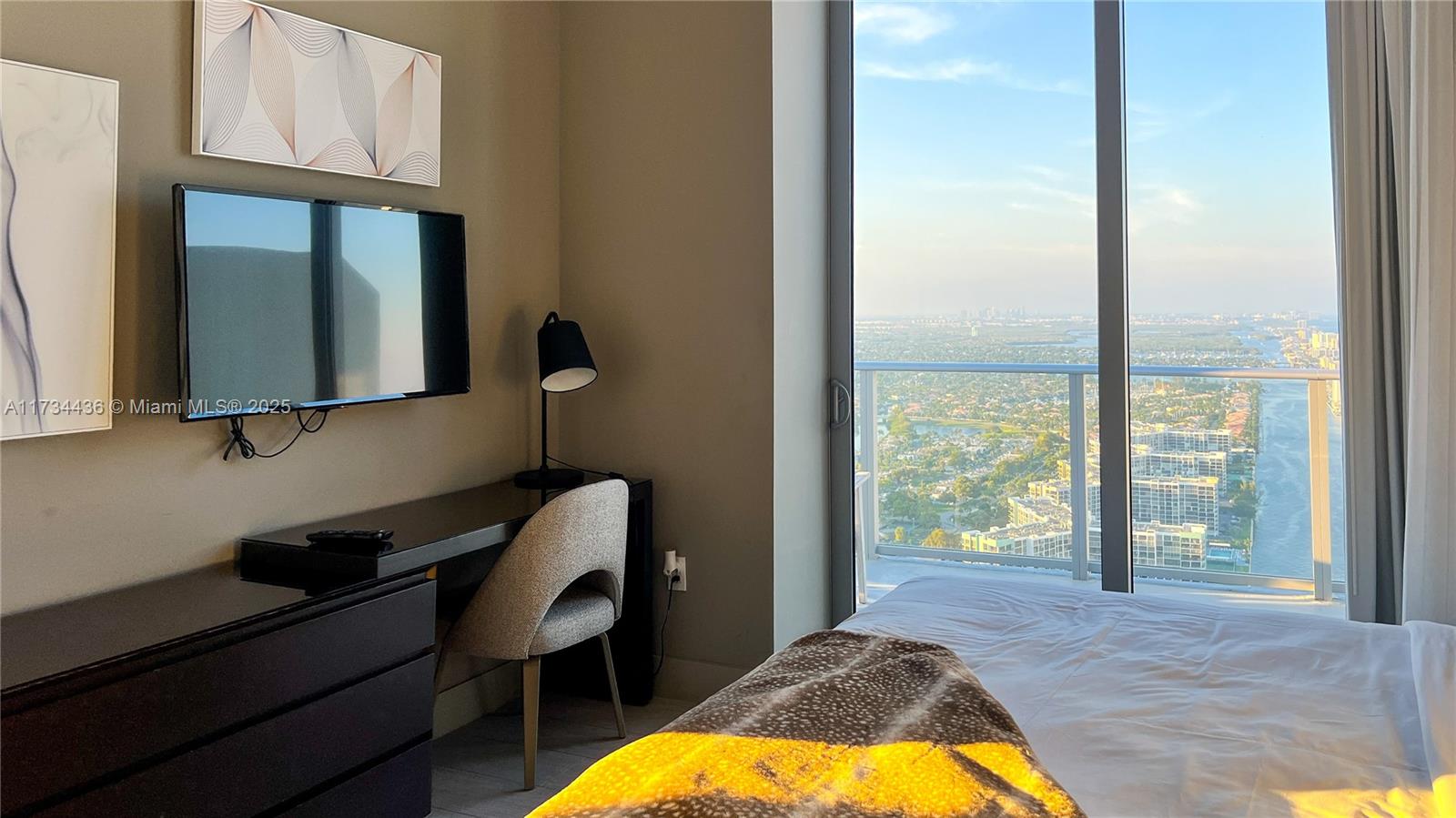 4010 S Ocean Dr T4302