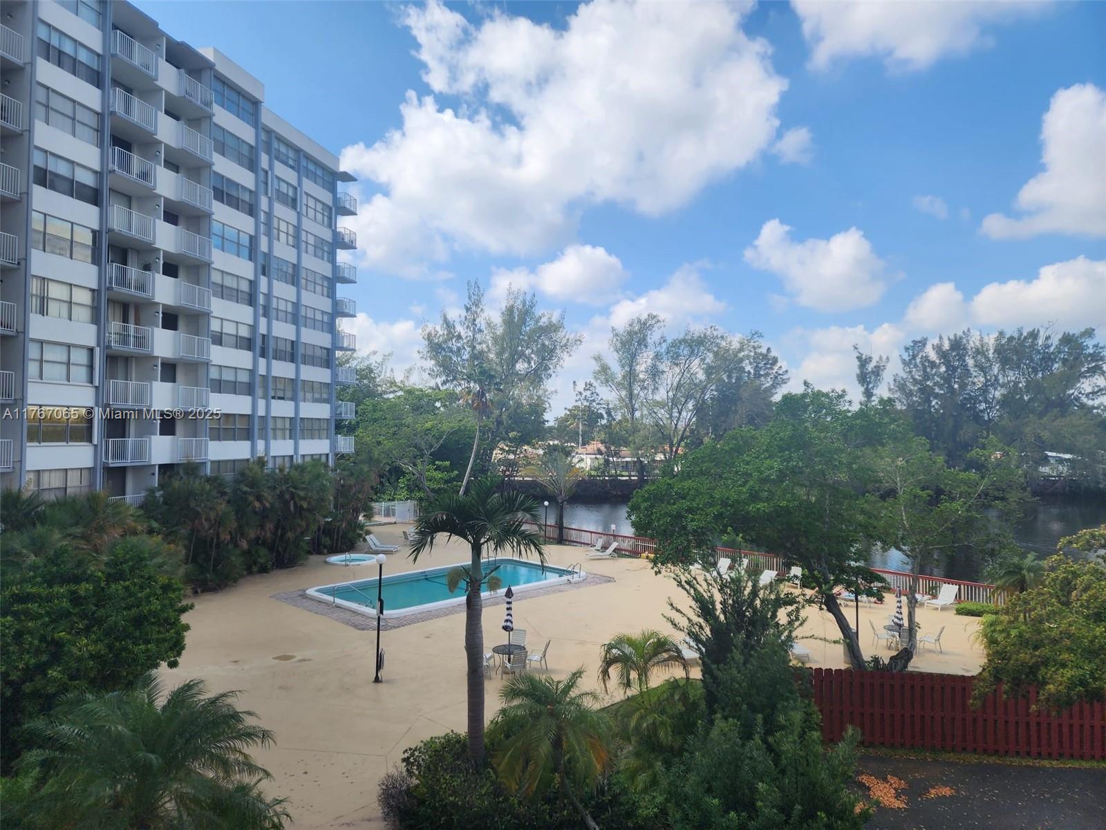 Property for Sale at 1300 Ne Miami Gardens Dr 313E, Miami, Broward County, Florida - Bedrooms: 2 
Bathrooms: 2  - $269,000