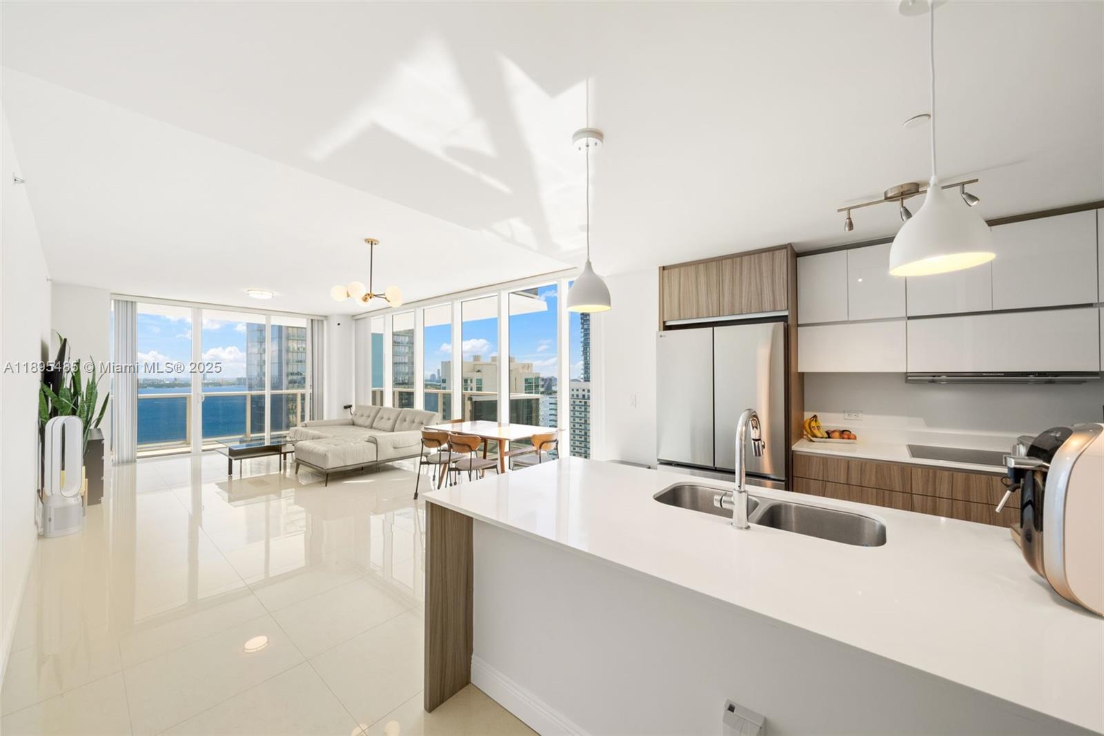 BAY HOUSE MIAMI CONDO - Residential