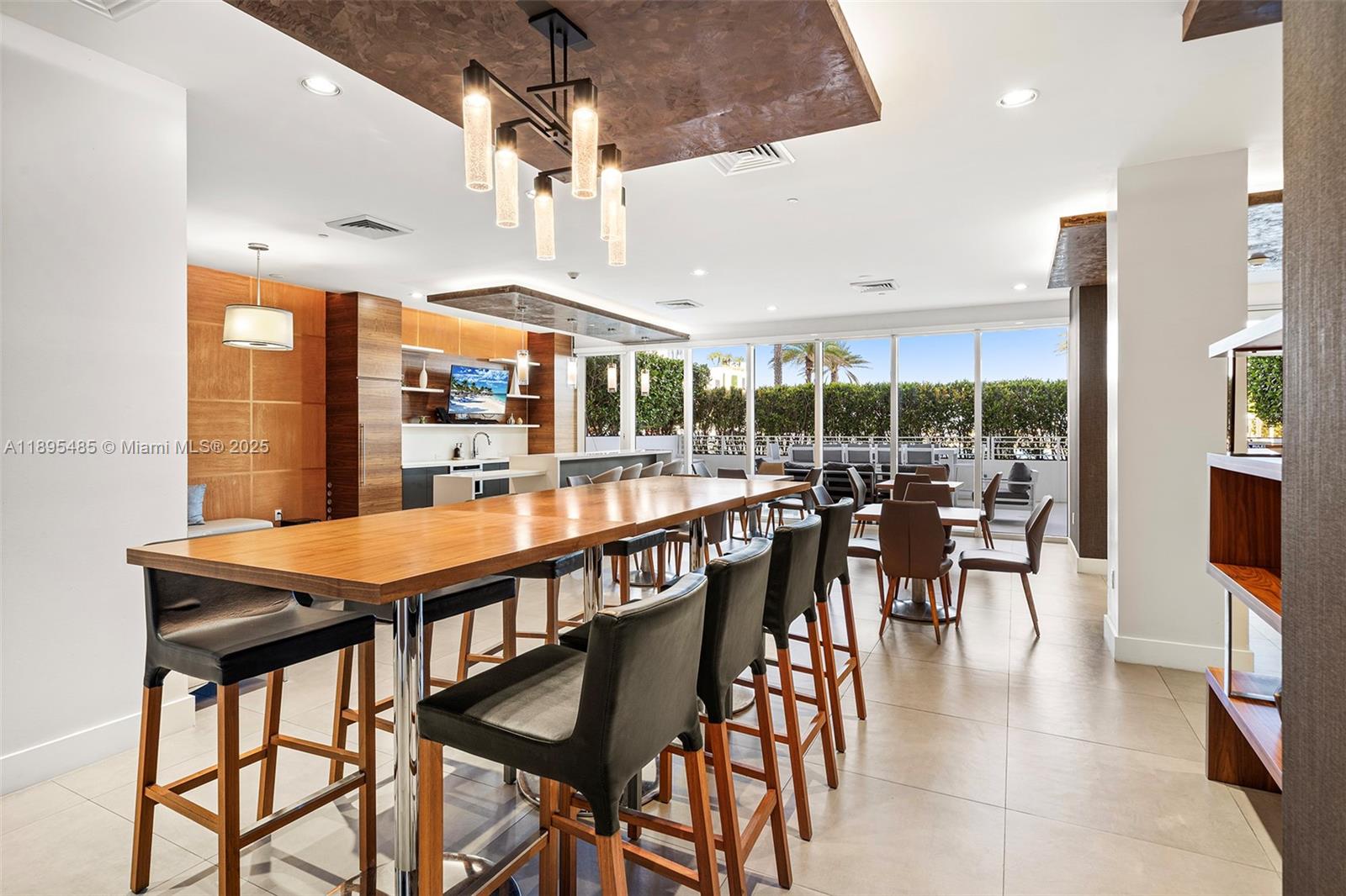 BAY HOUSE MIAMI CONDO - Residential