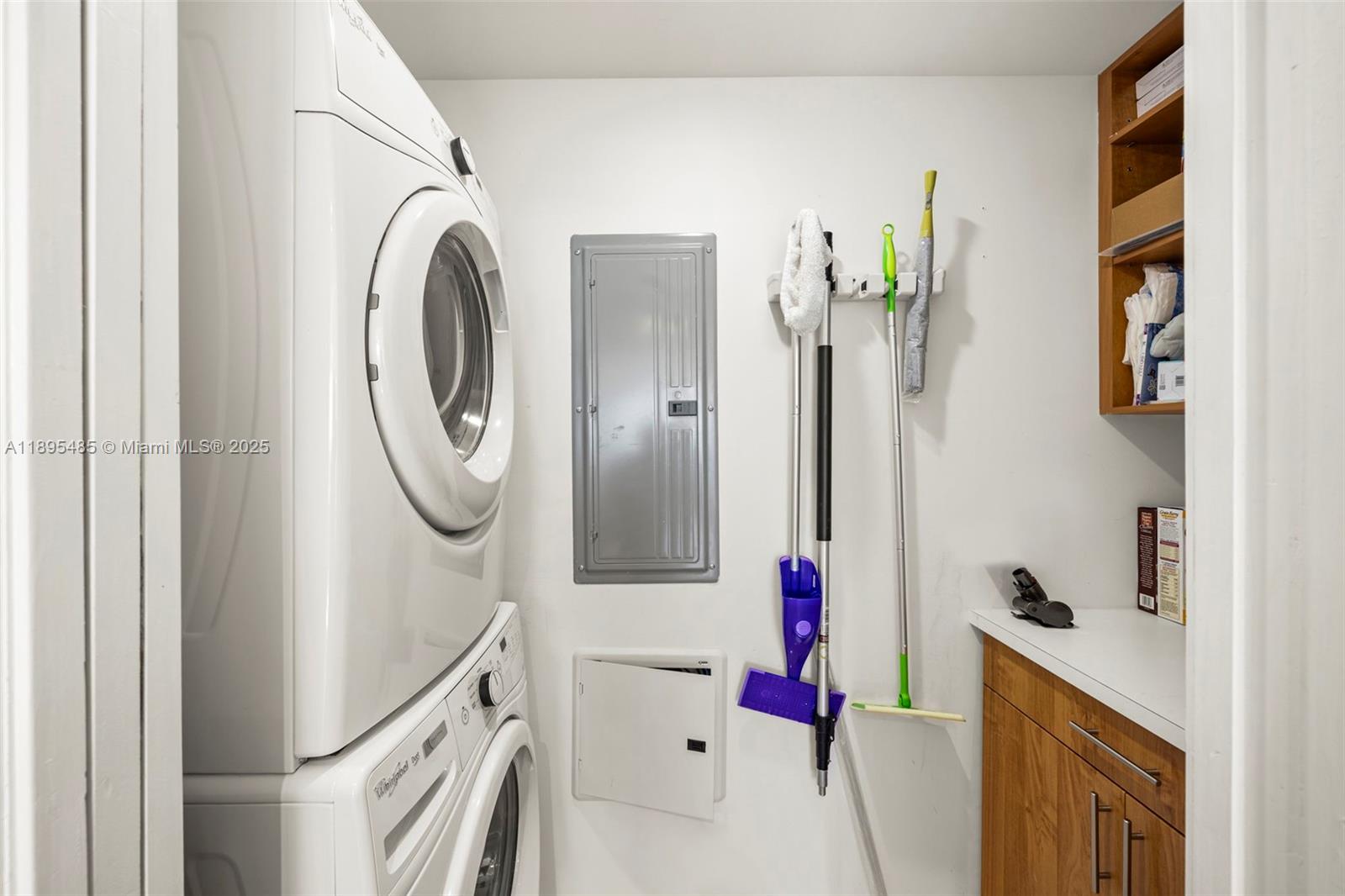 BAY HOUSE MIAMI CONDO - Residential