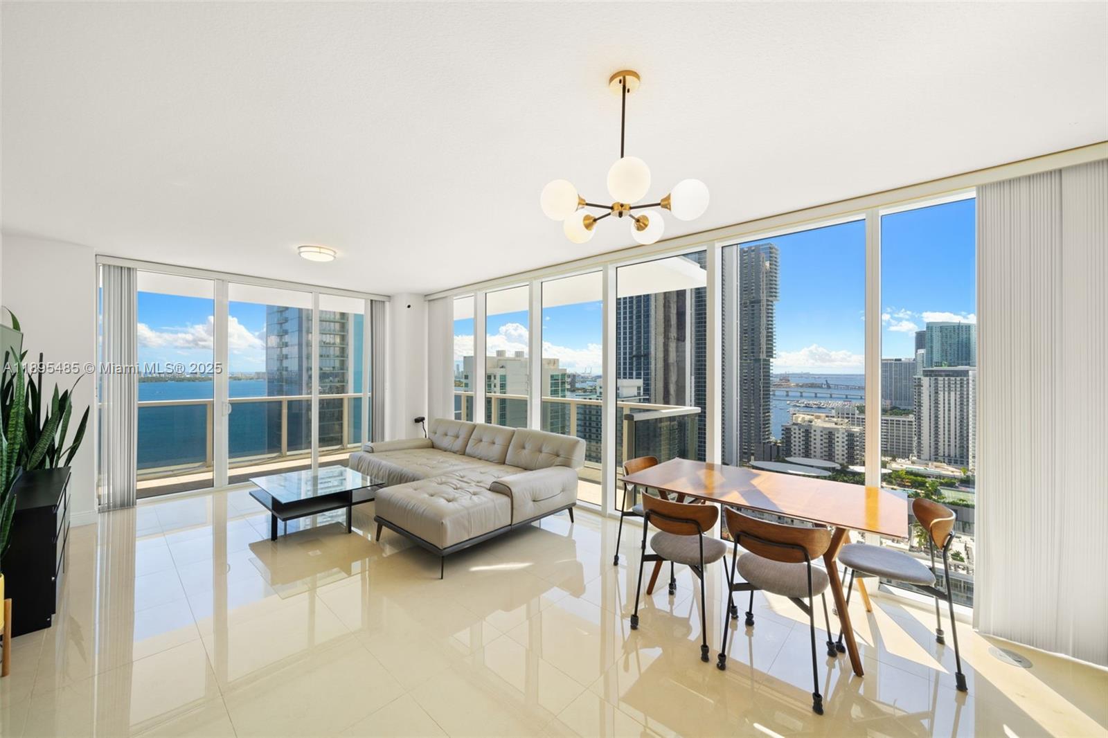 View photos, virtual tours, details... 600 NE 27th St 3105