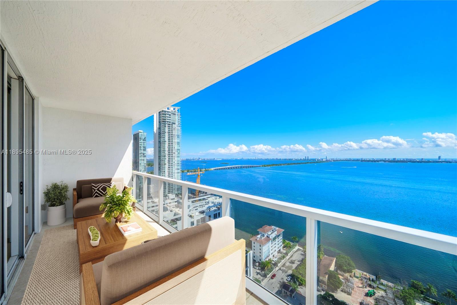 BAY HOUSE MIAMI CONDO - Residential