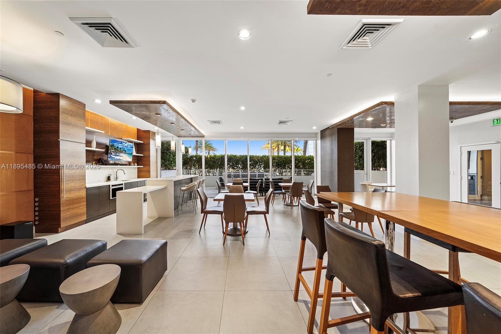 BAY HOUSE MIAMI CONDO - Residential