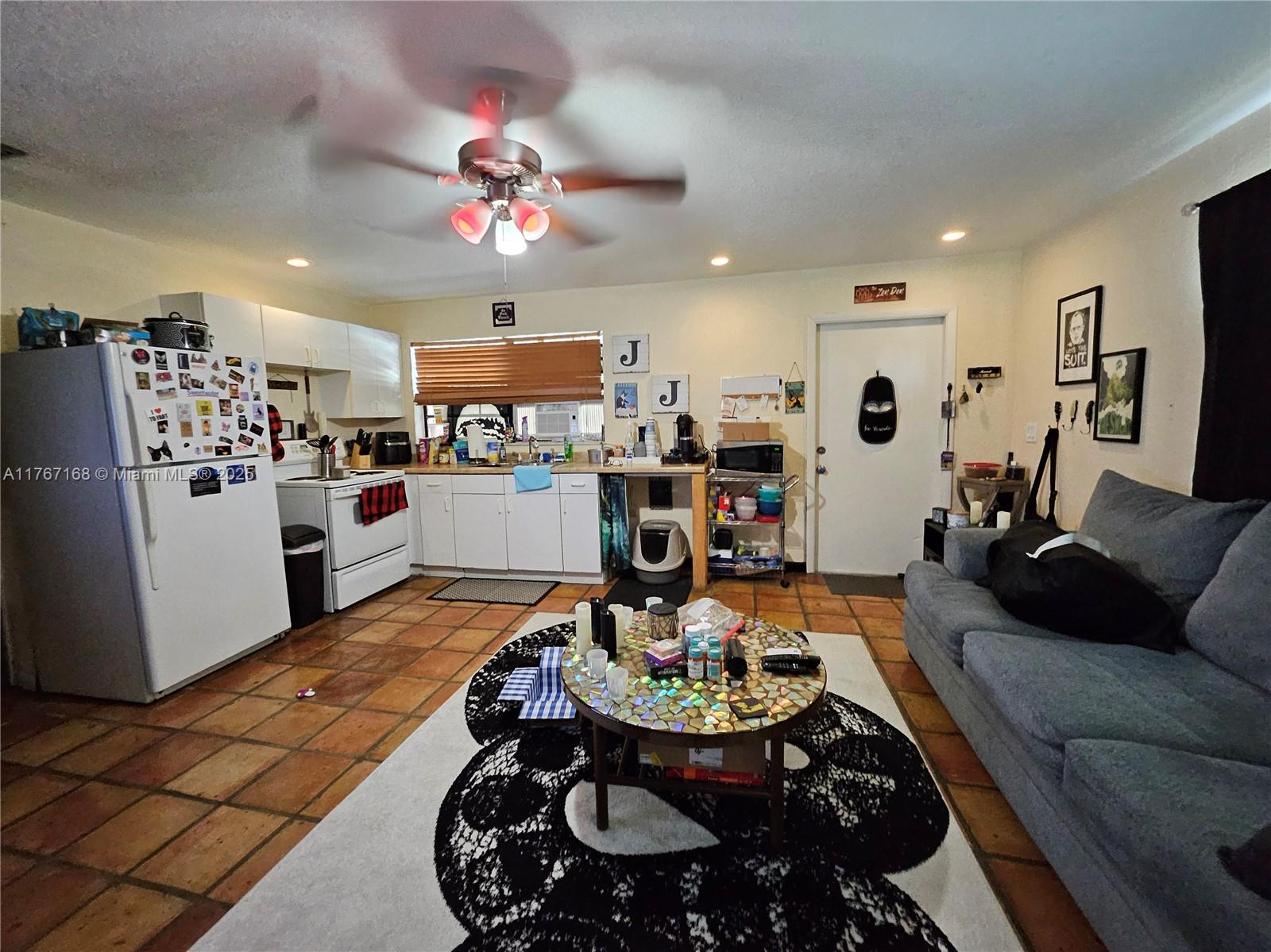 6551- 6553 SW 49th Ct