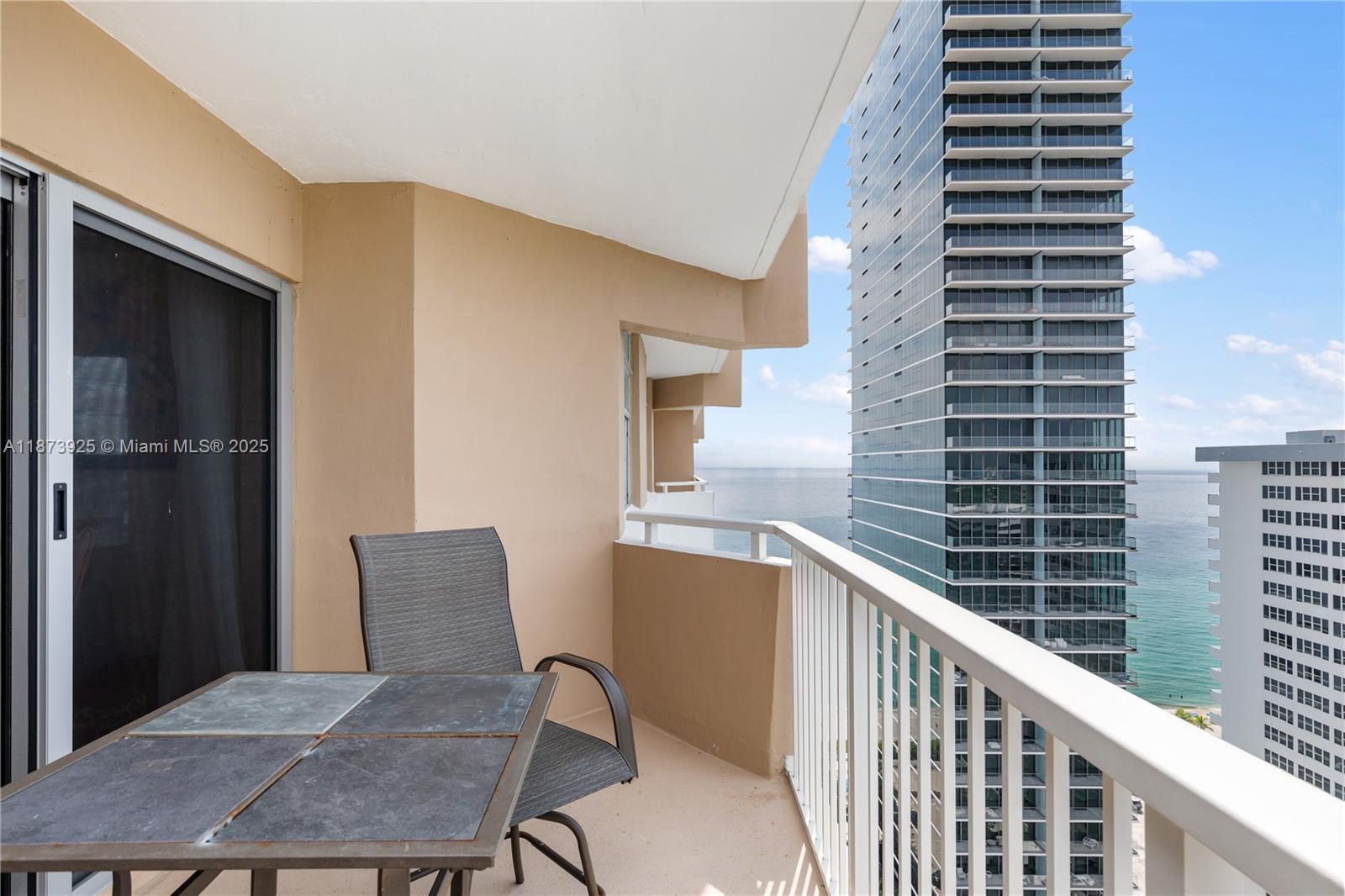 HEMISPHERES CONDO - Residential Lease