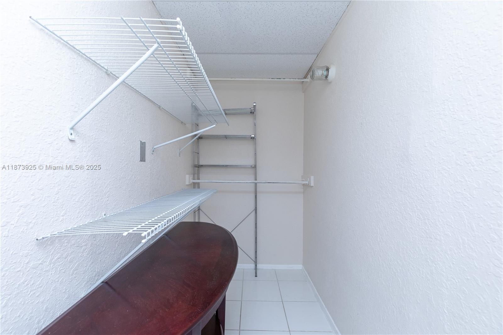 HEMISPHERES CONDO - Residential Lease