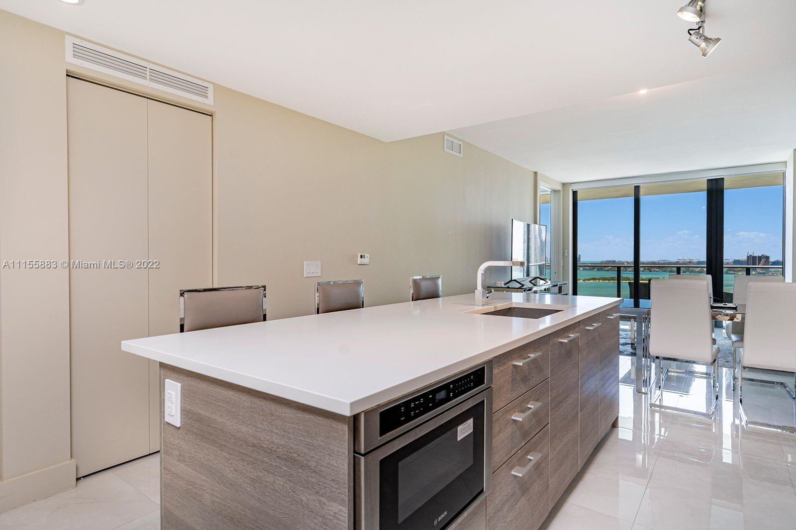 PARAISO BAY CONDO - Residential Lease