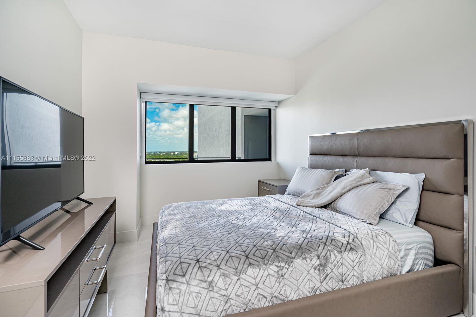 PARAISO BAY CONDO - Residential Lease