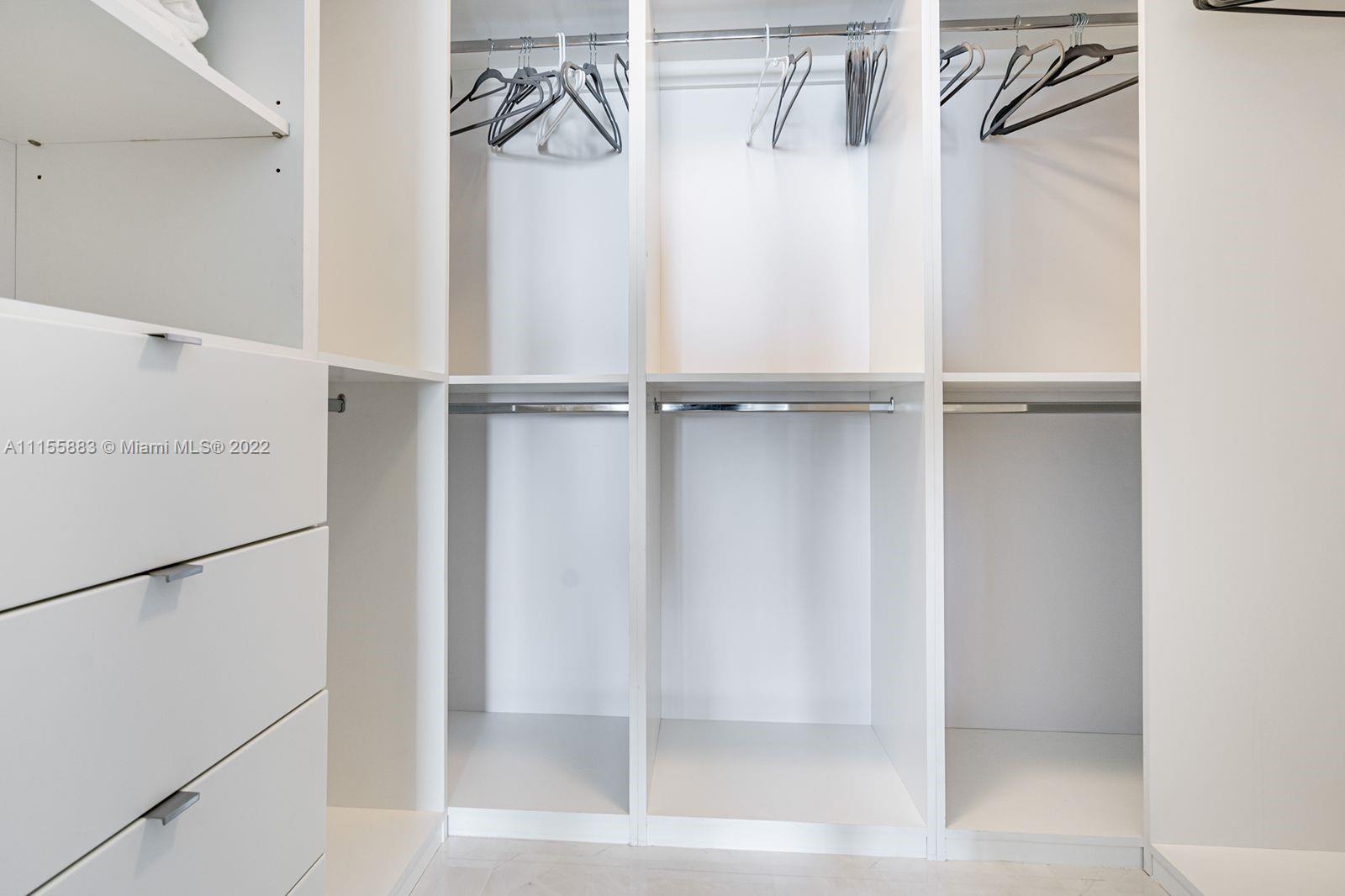 PARAISO BAY CONDO - Residential Lease