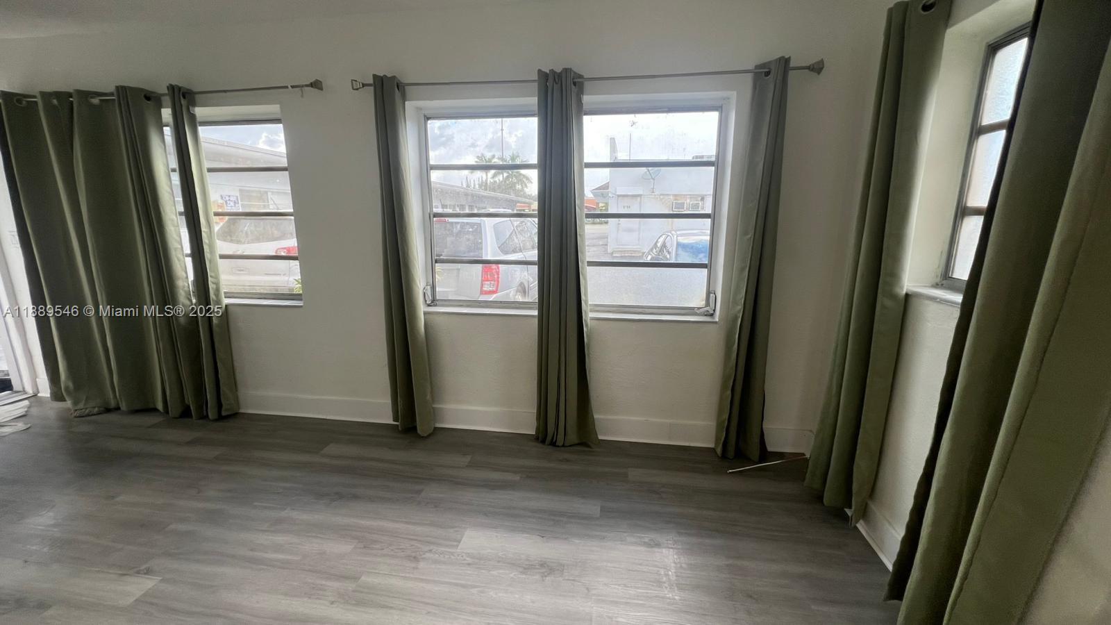MIAMI GARDENS ESTATES SEC - Residential Lease