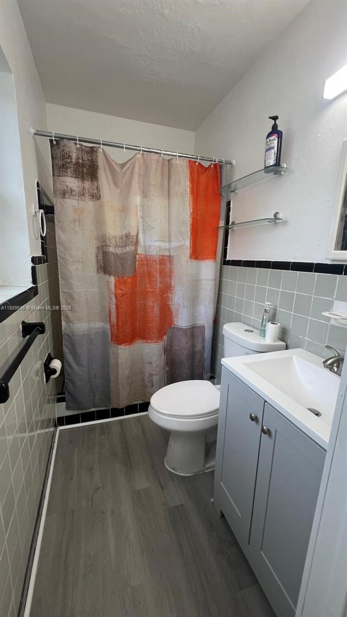 MIAMI GARDENS ESTATES SEC - Residential Lease