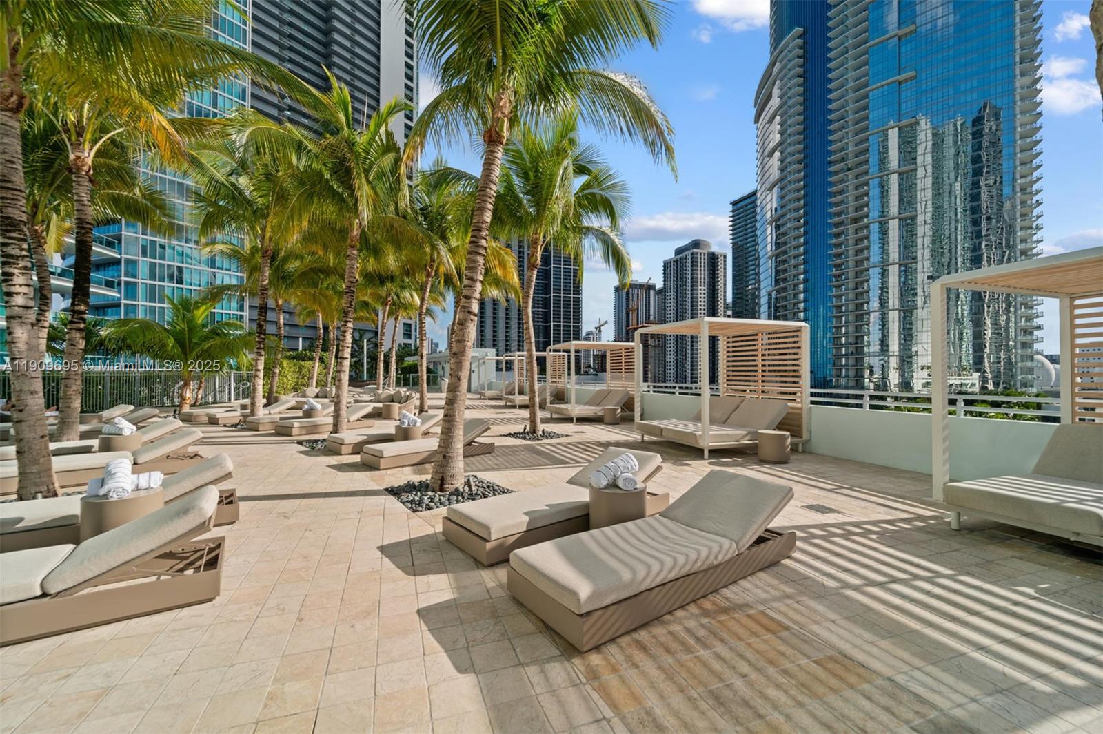 900 BISCAYNE BAY CONDO - Residential